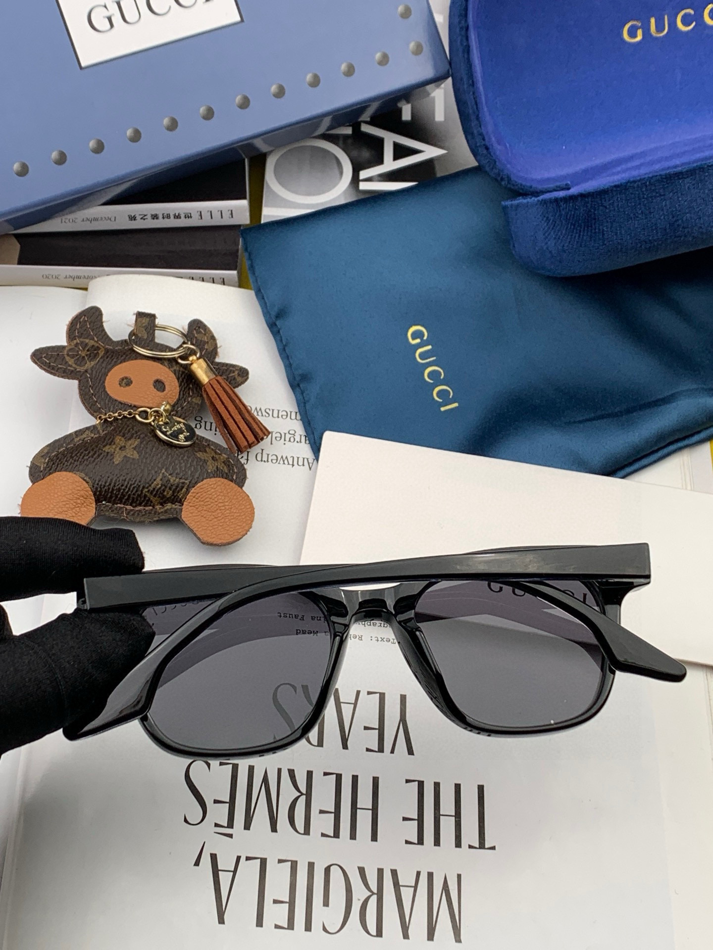 【TR偏光系列】Gucci   经典的方框设计，不挑脸型，无论搭配大衣还是连衣裙都非常显气质尼龙偏光镜