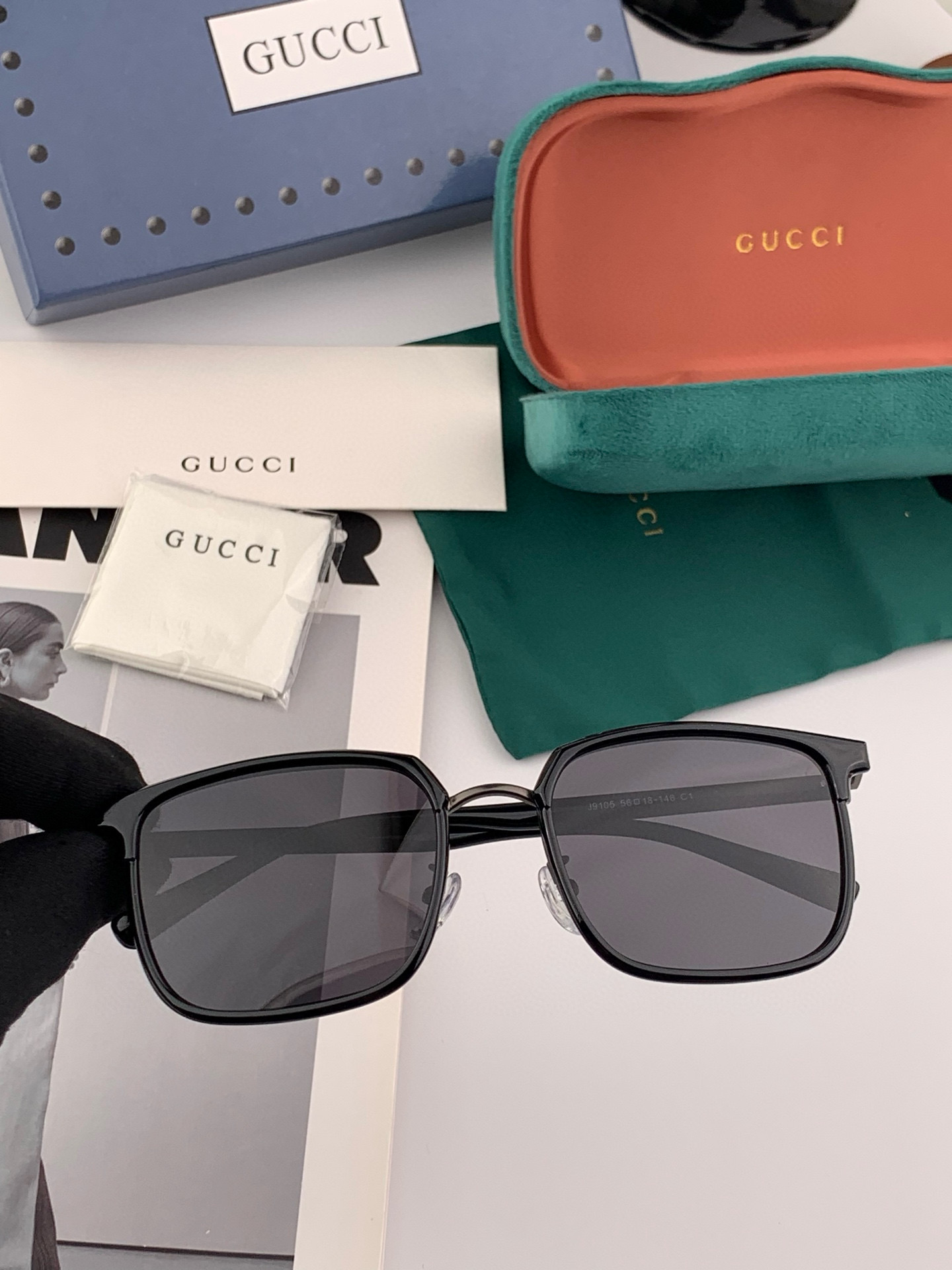   Gucci 。  高品质男女款墨镜   👍 进口宝丽来偏光镜片  。蛤蟆镜 开车钓鱼都可 。百搭显瘦