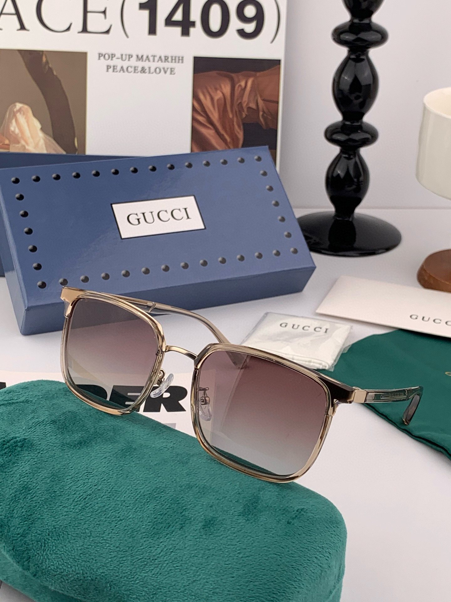   Gucci 。  高品质男女款墨镜   👍 进口宝丽来偏光镜片  。蛤蟆镜 开车钓鱼都可 。百搭显瘦