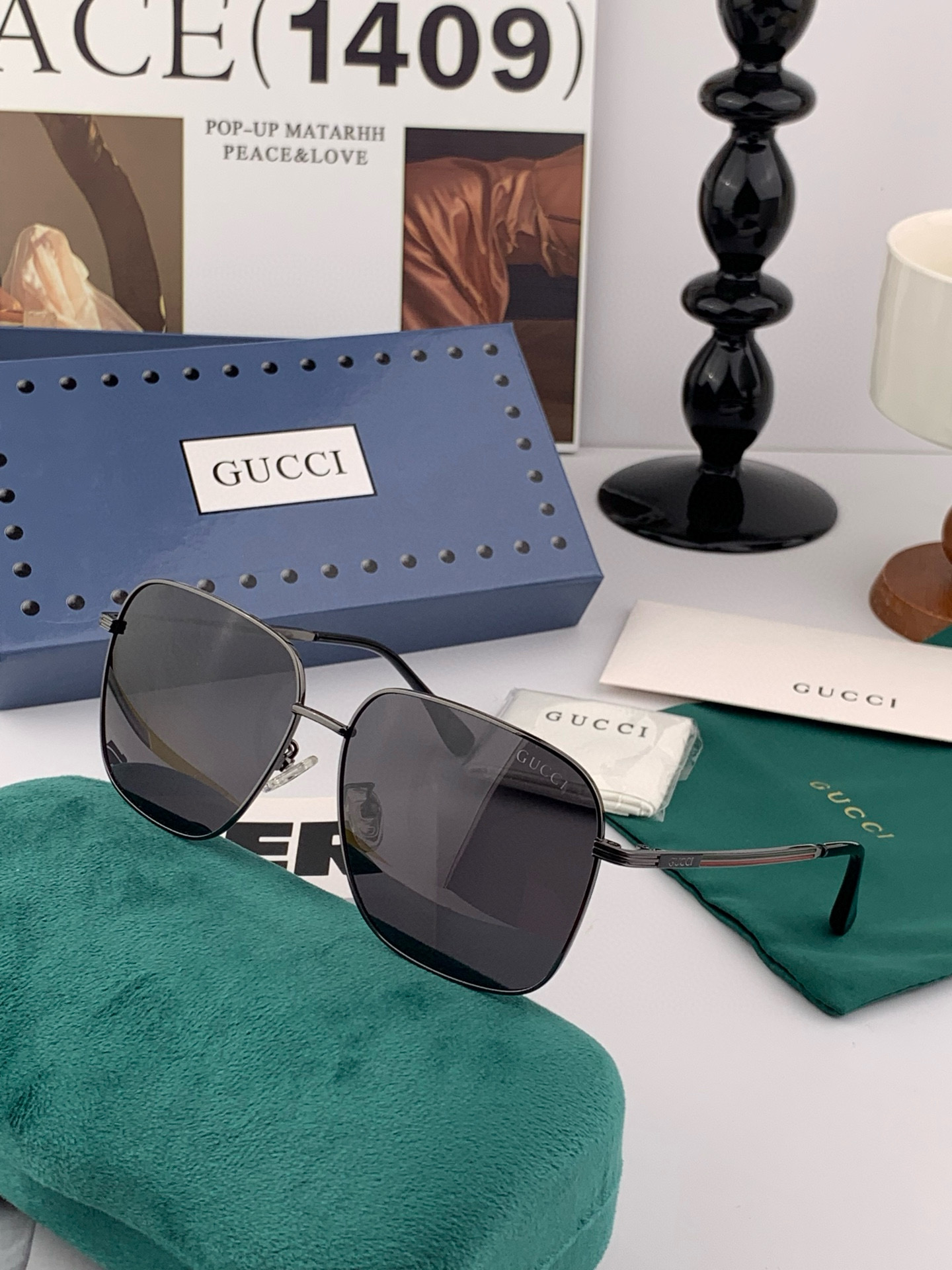   Gucci 。  高品质男女款墨镜   👍 进口宝丽来偏光镜片  。蛤蟆镜 开车钓鱼都可 。百搭显瘦