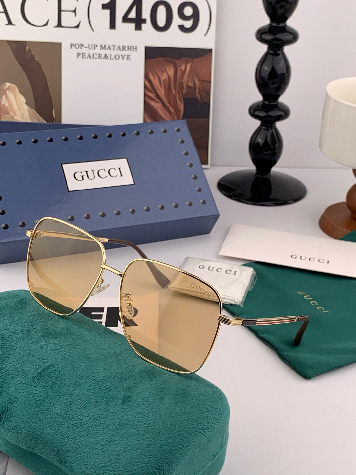   Gucci 。  高品质男女款墨镜   👍 进口宝丽来偏光镜片  。蛤蟆镜 开车钓鱼都可 。百搭显瘦