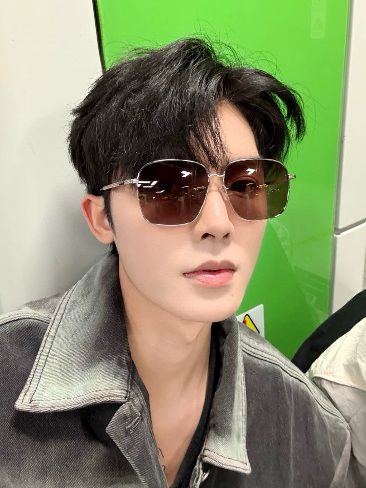 NO:370964,Gucci high-quality men and women's sunglasses imported Polaroid polarized lenses Frog mirrors can be used for driving and fishing. All-match slim sunglasses Korean version of men's pilot large frame driver driving UV sunglasses Model G9236 glasses sunglasses, glasses, gucci19860909Gucci  高品质男女款墨镜 进口宝丽来偏光镜片 蛤蟆镜 开车钓鱼都可 百搭显瘦墨镜韩版男士飞行员大框司机开车防紫外线太阳镜 型号G9236眼镜墨镜太阳镜,眼镜,gucci,glasses