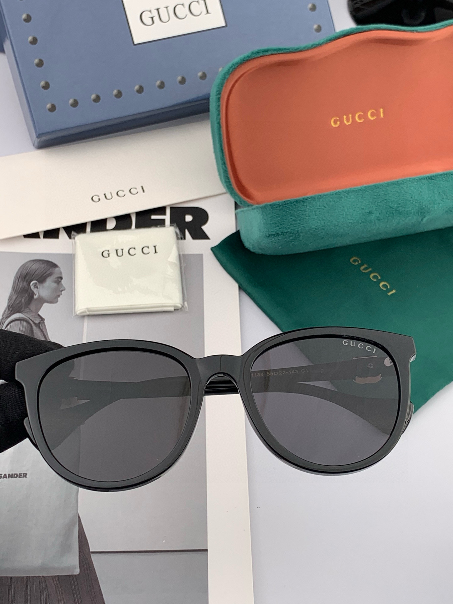  🔺 【GUCCI-偏光太阳镜】2025开春新款 潮流爆款 时尚方框偏光太阳镜 高品质 佩戴舒适 网红潮