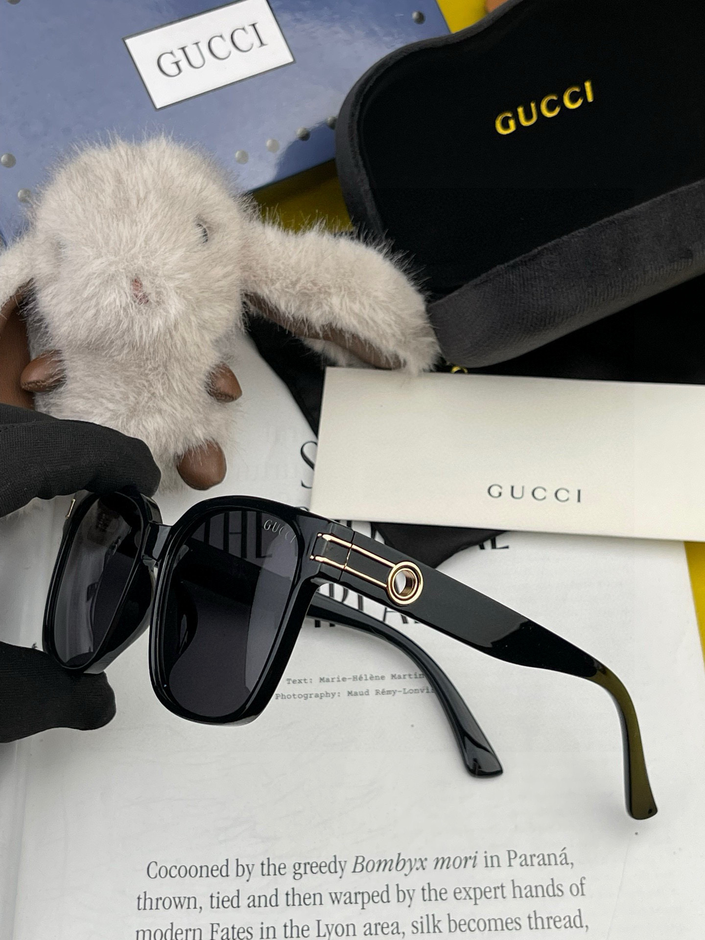  GUCCI 2025开春新款 最新款方框太阳镜 各路网红纷纷带起气场满分‼️ 俏皮甜美.上脸效果更佳.