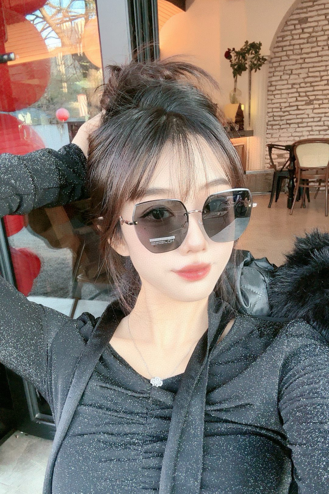   DIOR🌋☔️时尚无框太阳镜镜片 顶级奢侈品强 高品质胜利亲亲🍦🍨 得意 气质非凡😄 🍫🍪女士开车墨