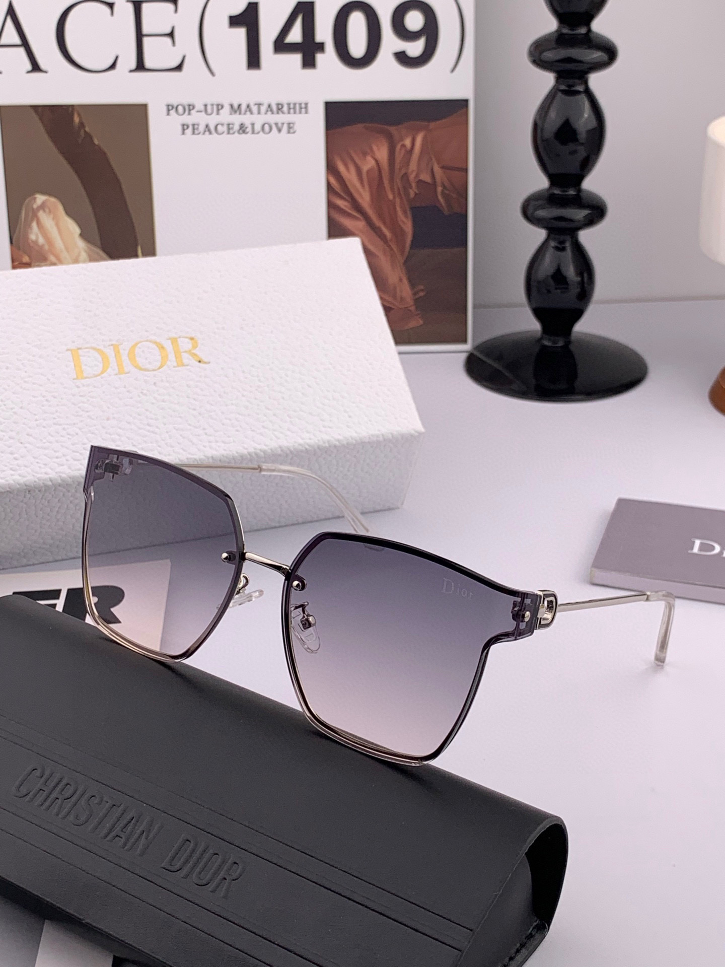   DIOR🌋☔️时尚无框太阳镜镜片 顶级奢侈品强 高品质胜利亲亲🍦🍨 得意 气质非凡😄 🍫🍪女士开车墨