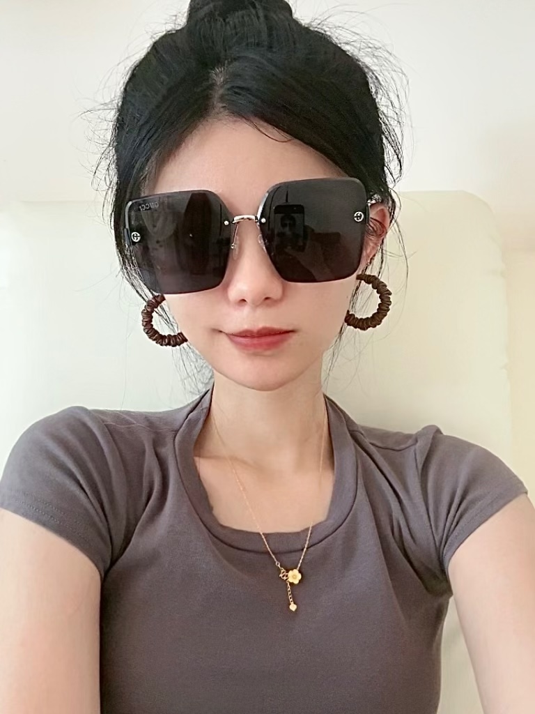 NO:363242,【GUCCI】2025 Spring New Model Fashion Hot Fashionable Square Sunglasses High Quality Comfortable Wearing Internet celebrity trendy sunglasses Model G9100 Glasses Sunglasses Sunglasses, Glasses, gucci19860909【GUCCI】2025开春新款 潮流爆款 时尚方框太阳镜 高品质 佩戴舒适 网红潮款墨镜 型号G9100眼镜墨镜太阳镜,眼镜,gucci,glasses