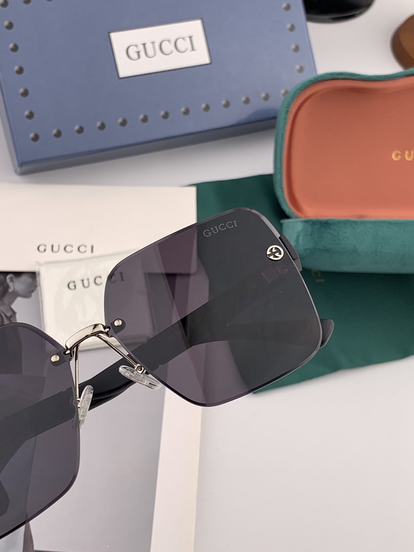  🔺 【GUCCI】2025开春新款 潮流爆款 时尚方框太阳镜 高品质 佩戴舒适 网红潮款墨镜 型号：G