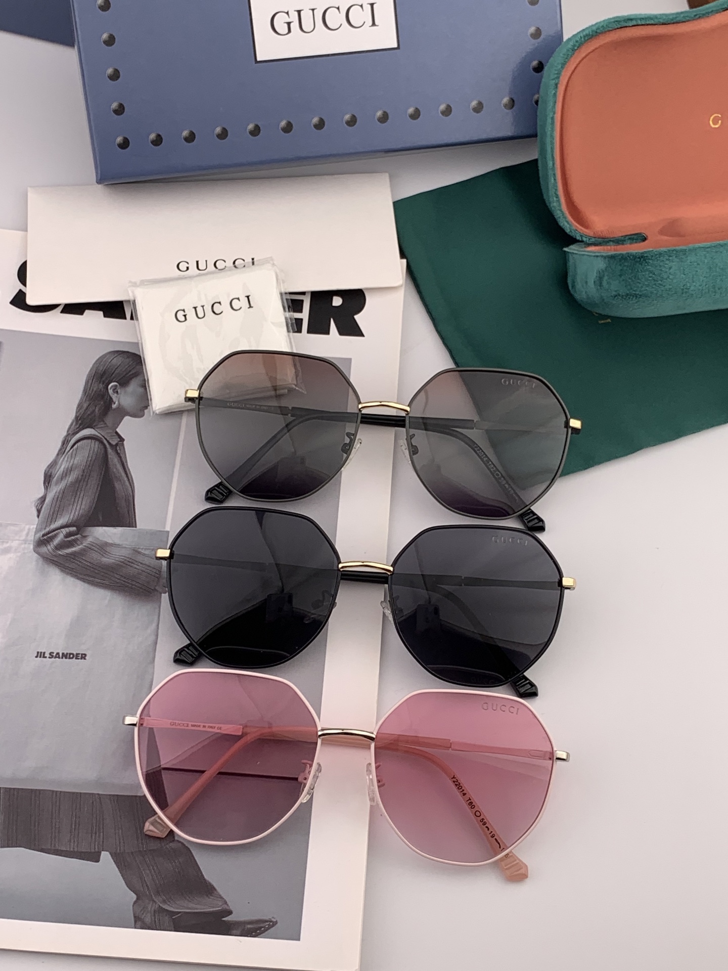  GUCCI 2025开春新款 最新款蛤蟆太阳镜 各路网红纷纷带起气场满分‼️ 俏皮甜美.上脸效果更佳.