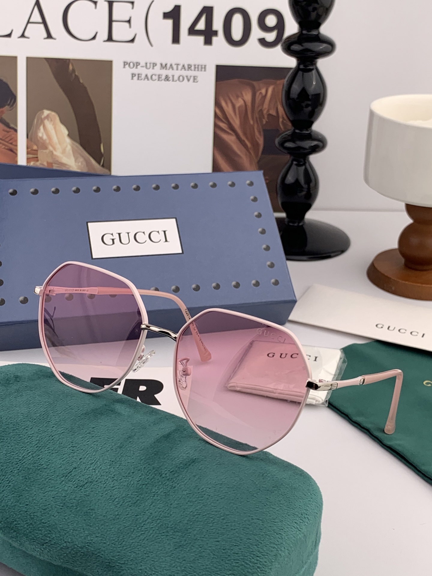  GUCCI 2025开春新款 最新款蛤蟆太阳镜 各路网红纷纷带起气场满分‼️ 俏皮甜美.上脸效果更佳.