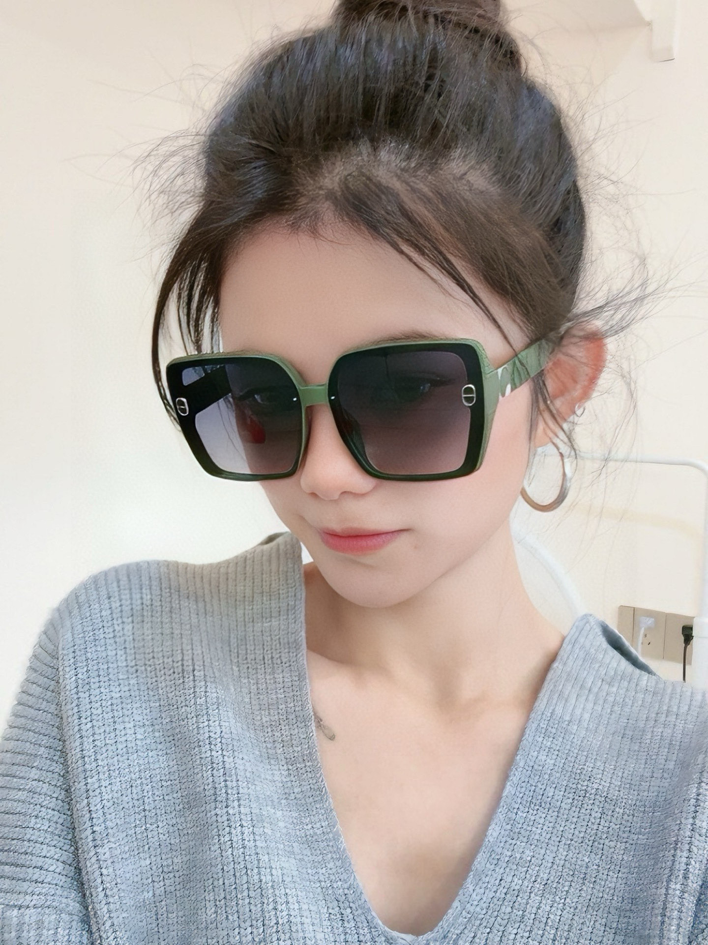 NO:362843,【DIOR-Dio】2025 new spring model trendy fashion square polarized sunglasses high quality comfortable to wear Internet celebrity trendy sunglasses Model D9295 glasses sunglasses, glasses, dior, dior19860909【DIOR-迪奥】2025开春新款 潮流爆款 时尚方框偏光太阳镜 高品质 佩戴舒适 网红潮款墨镜 型号D9295 眼镜墨镜太阳镜,眼镜,dior,dior,glasses