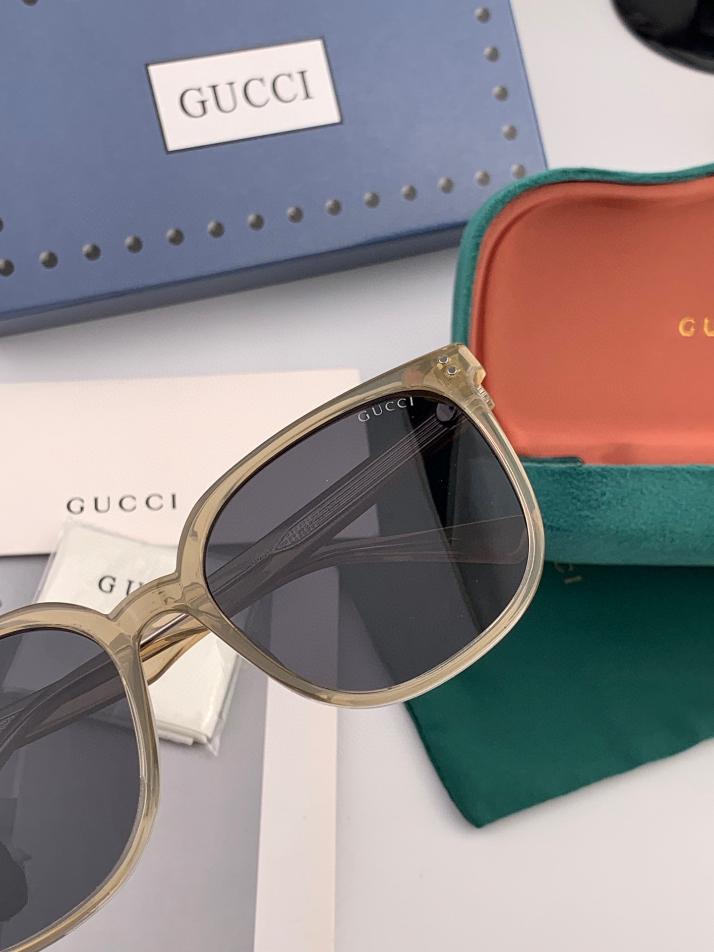  🔺GUCCI🔻古驰 GG圆框太阳镜 完美品质 🎓独特设计  适合各种脸型 亮相时装周 超时尚百搭 实物
