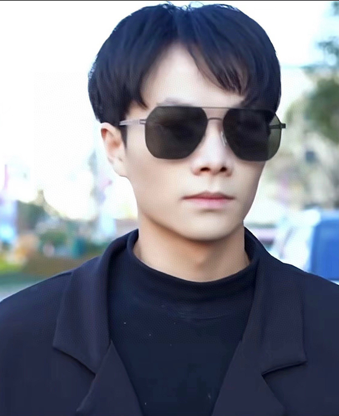 ♦️GUCCI 2025新款男女情侣款太阳镜多边形墨镜iP电镀永不褪色 超轻超有弹性整幅眼镜无螺丝重要的