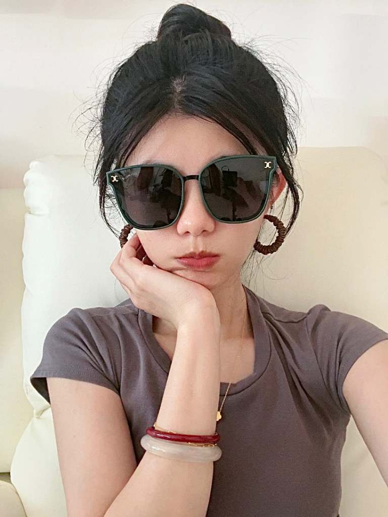 🎊。Chane✨新款女装太阳眼镜 镜腿高档 香奈儿专属LOGO使眼镜更具有国际大牌范 ☺️😘工艺精湛 高