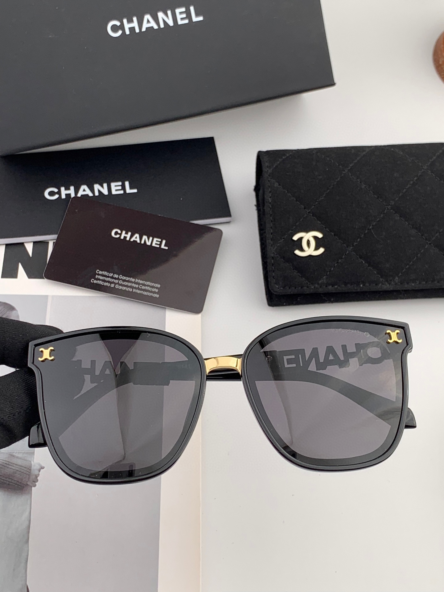 🎊。Chane✨新款女装太阳眼镜 镜腿高档 香奈儿专属LOGO使眼镜更具有国际大牌范 ☺️😘工艺精湛 高