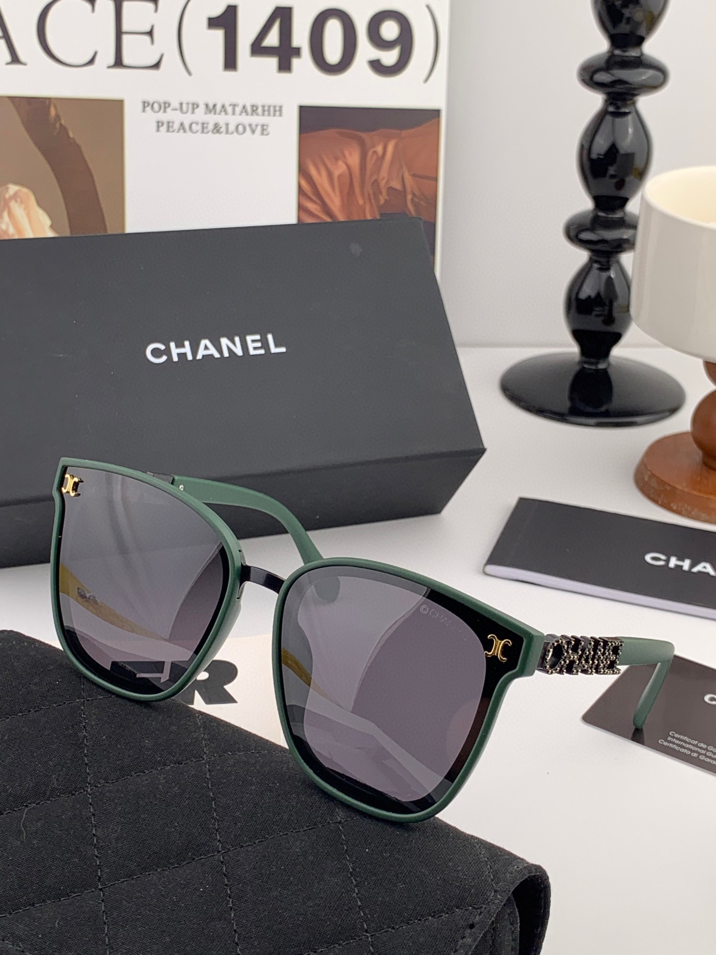 🎊。Chane✨新款女装太阳眼镜 镜腿高档 香奈儿专属LOGO使眼镜更具有国际大牌范 ☺️😘工艺精湛 高