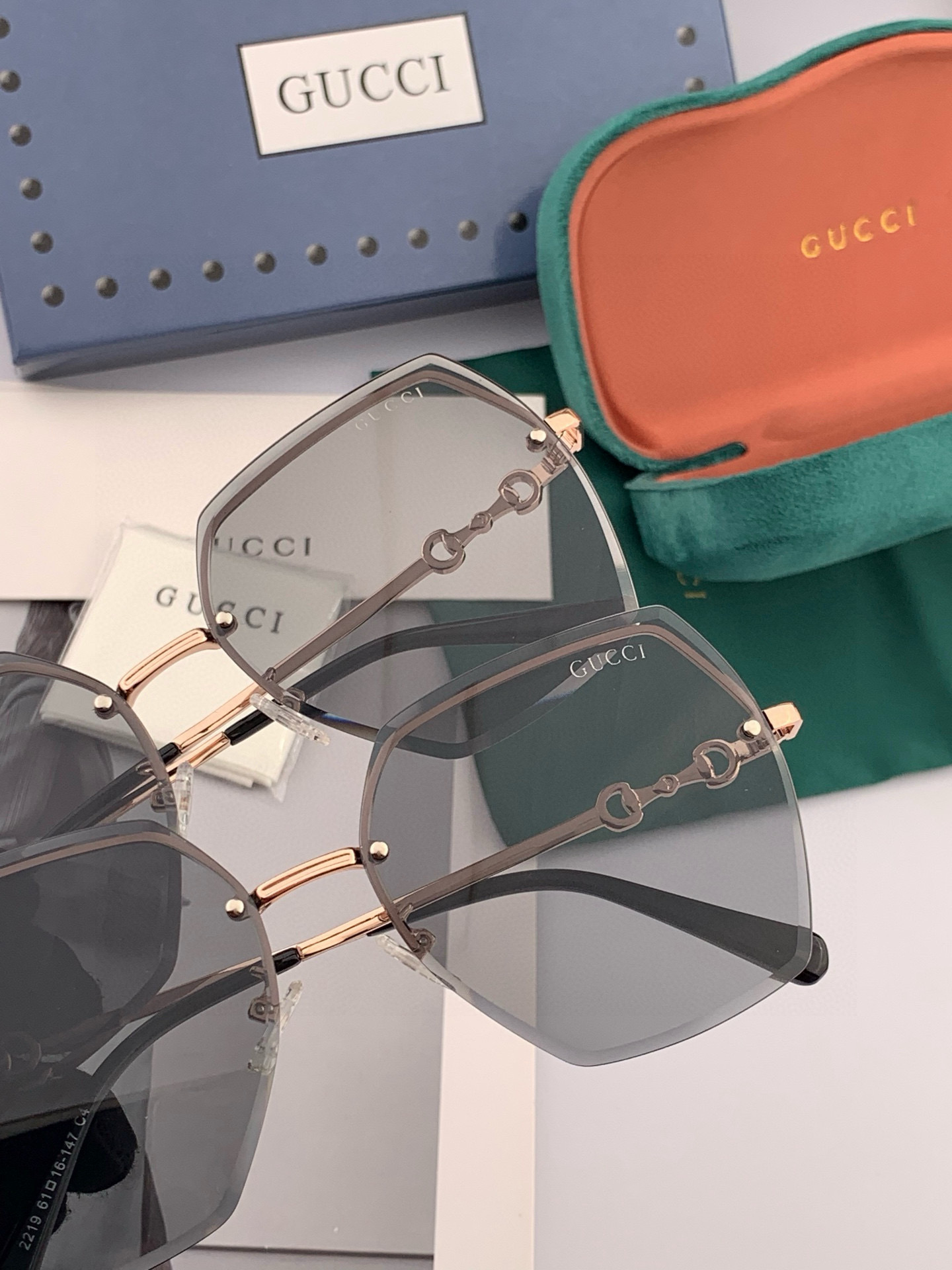  GUCCI-古驰意大利进口🇮🇹2025时尚潮流奢华装饰太阳眼镜 尼龙偏光高清太阳镜明星海报款 超高复杂