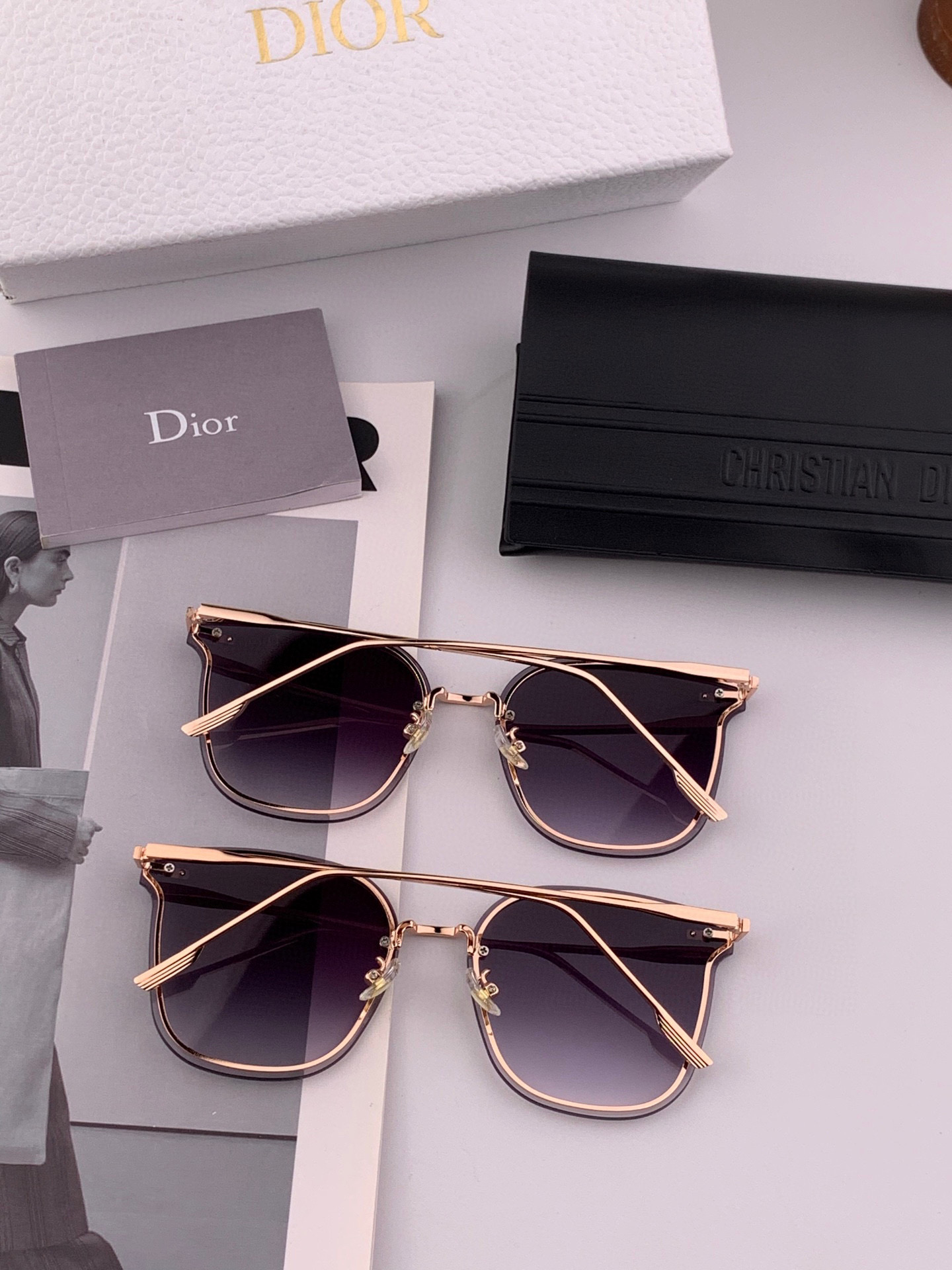   DIOR 2025新款女士方框太阳眼镜 开车墨镜 新款金属无框太阳镜  时尚大方 舒适轻盈 精致奢华