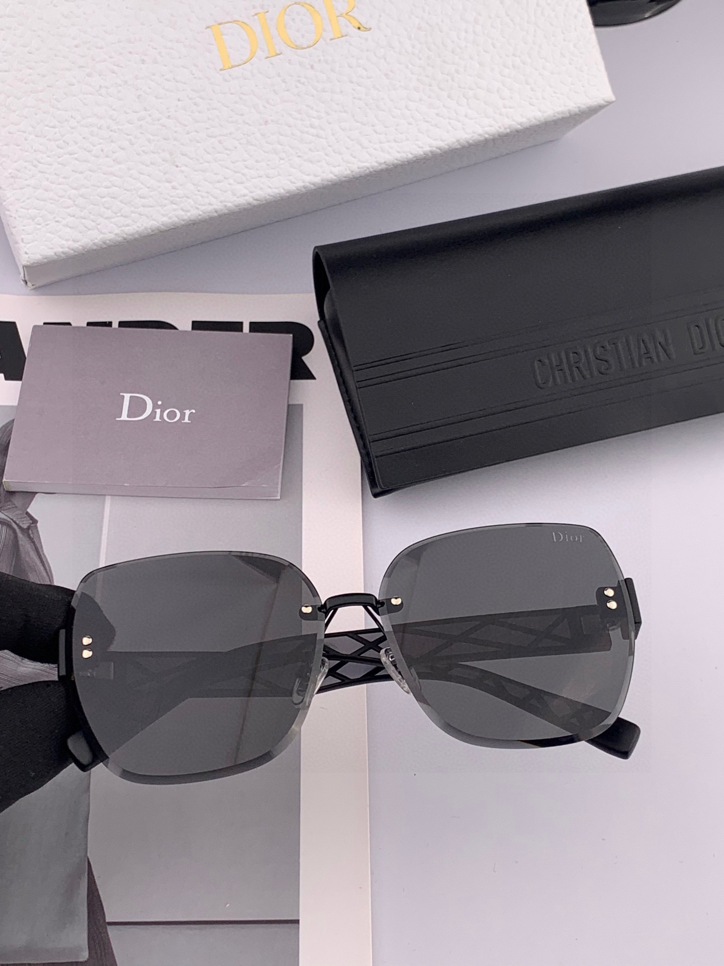  🔺 【DIOR-迪奥尼龙偏光太阳镜】2025开春新款 潮流爆款 时尚方框偏光太阳镜 高品质 佩戴舒适 