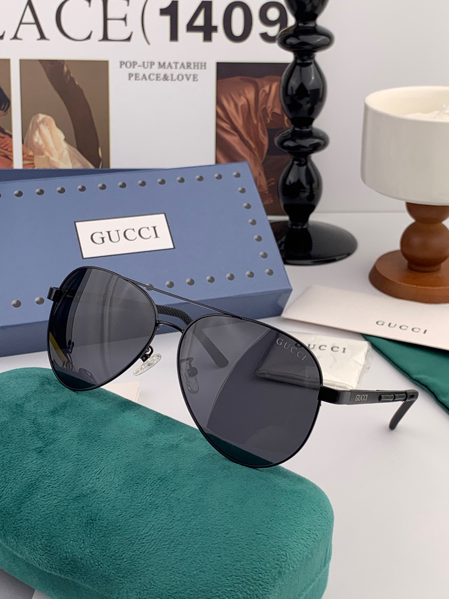   GUCCI 官网同步。  高品质男女款墨镜   👍 进口宝丽来偏光镜片  。蛤蟆镜 开车钓鱼都可 。