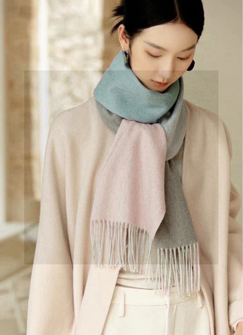 Elegant Gradient Color Cashmere Scarf, Fashionable and Warm Winter Accessory 1 Elegant Gradient Color Cashmere Scarf, Fashionable and Warm Winter Accessory