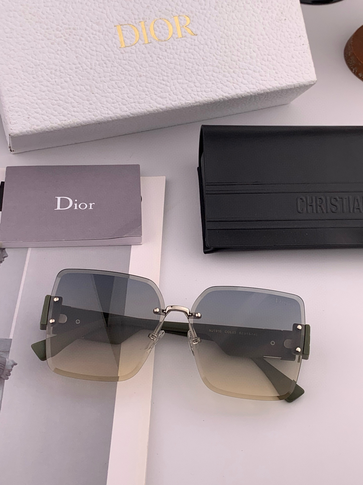 🔺 【DIOR-迪奥】2025开春新款 潮流爆款 时尚方框偏光太阳镜 高品质 佩戴舒适 网红潮款墨镜 女