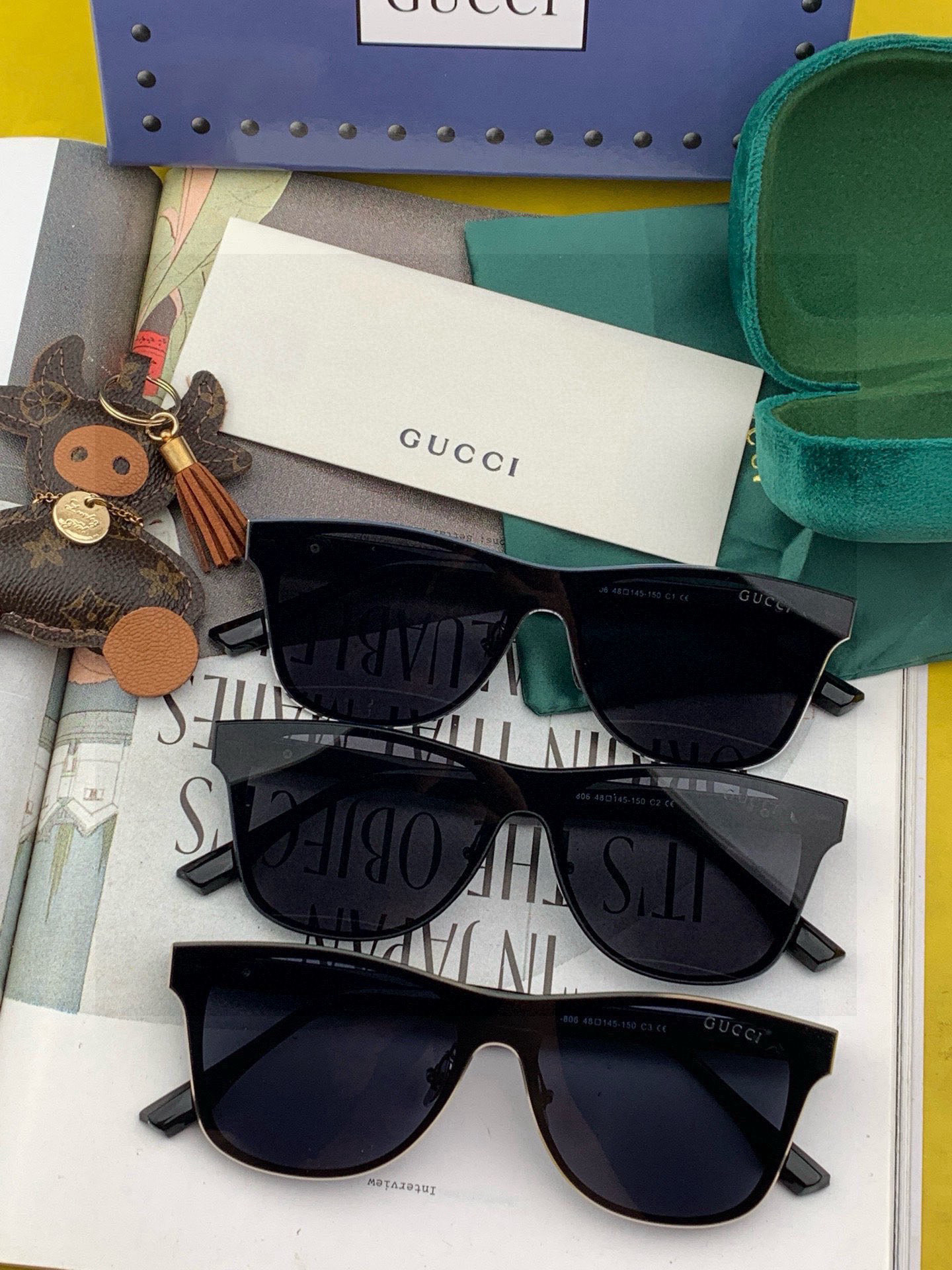  连体镜GUCCI2025开春新款一体镜 大框太阳镜男女同款 😎 
爆款大框尼龙太阳镜 超逼格超酷 
镜