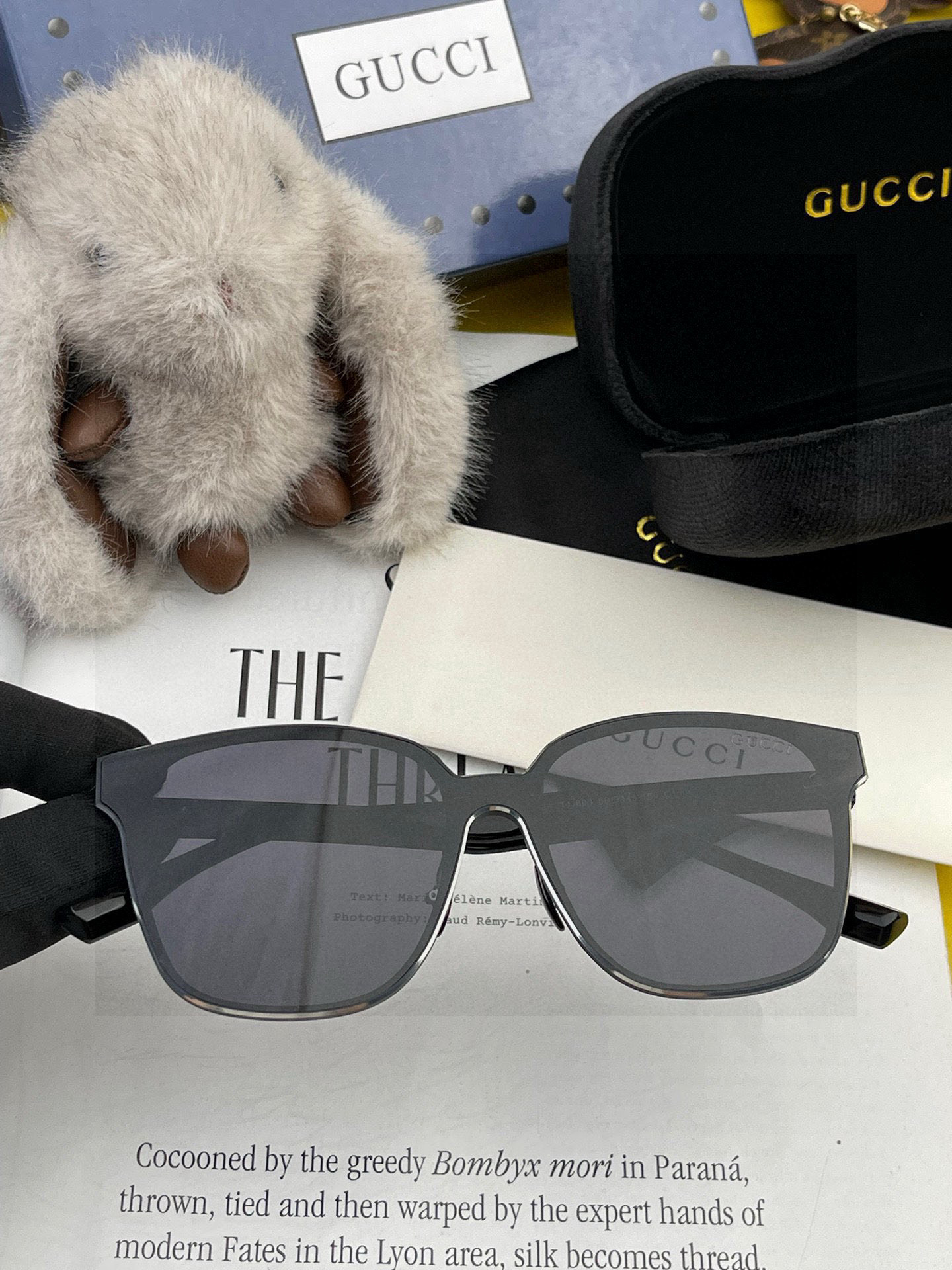  连体镜GUCCI2025开春新款一体镜 大框太阳镜男女同款 😎 
爆款大框尼龙太阳镜 超逼格超酷 
镜