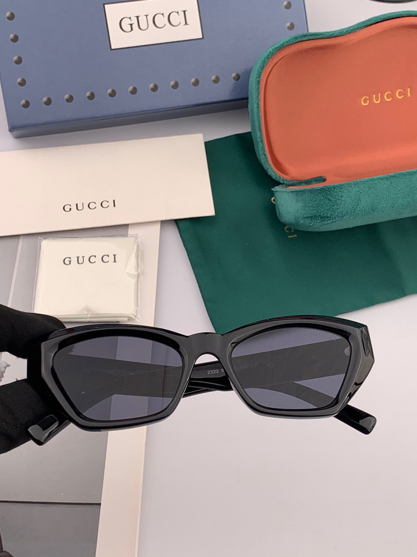  🔺 【GUCCI】2025开春新款 潮流爆款 时尚方框太阳镜 高品质 佩戴舒适 网红潮款墨镜 型号：G