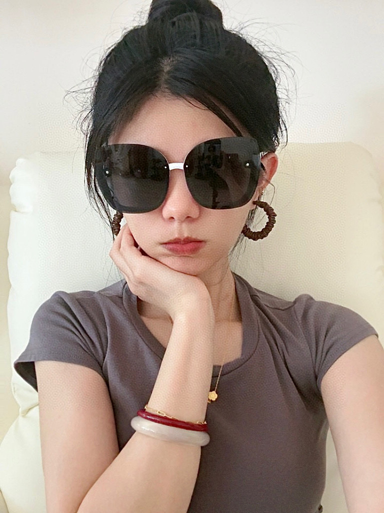   CHANEL香奈儿 2025年开春新款  潮爆流款 时尚圆框太阳镜 高品质 佩戴舒适 网红潮墨款镜 