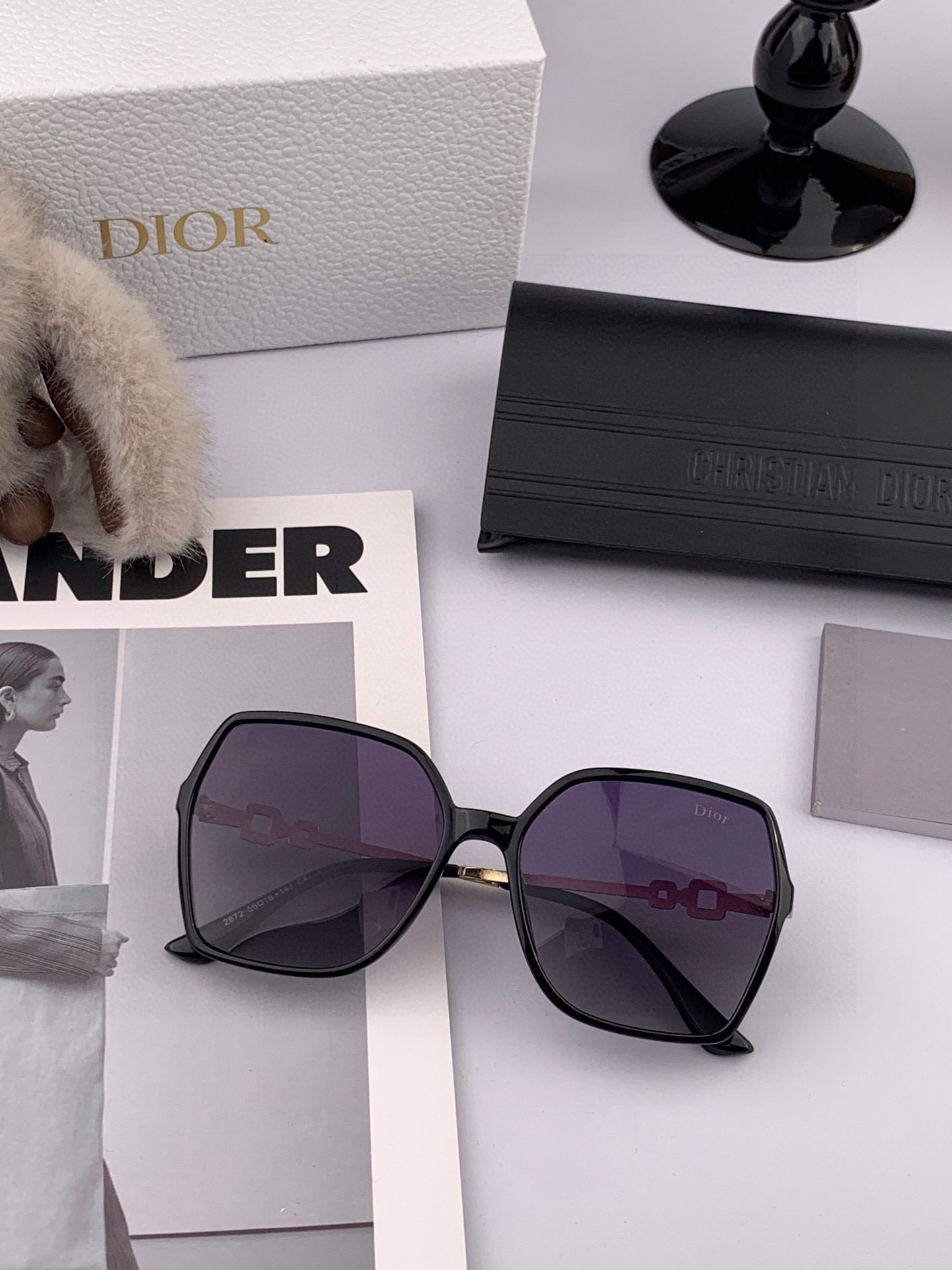  【DIOR】迪奥偏光太阳镜 时尚造型 开车驾驶镜时尚墨镜🌸世界顶级奢华品牌，品质保证！😍😍经典款, 明