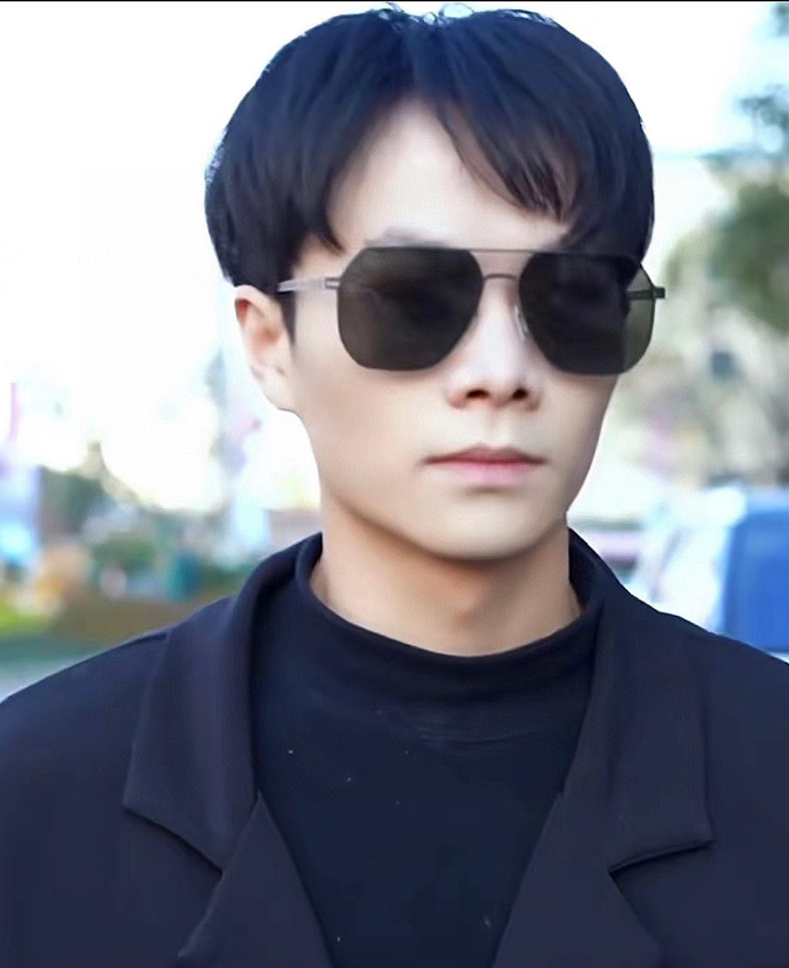 ♦️GUCCI 2025新款男女情侣款太阳镜多边形墨镜iP电镀永不褪色 超轻超有弹性整幅眼镜无螺丝重要的