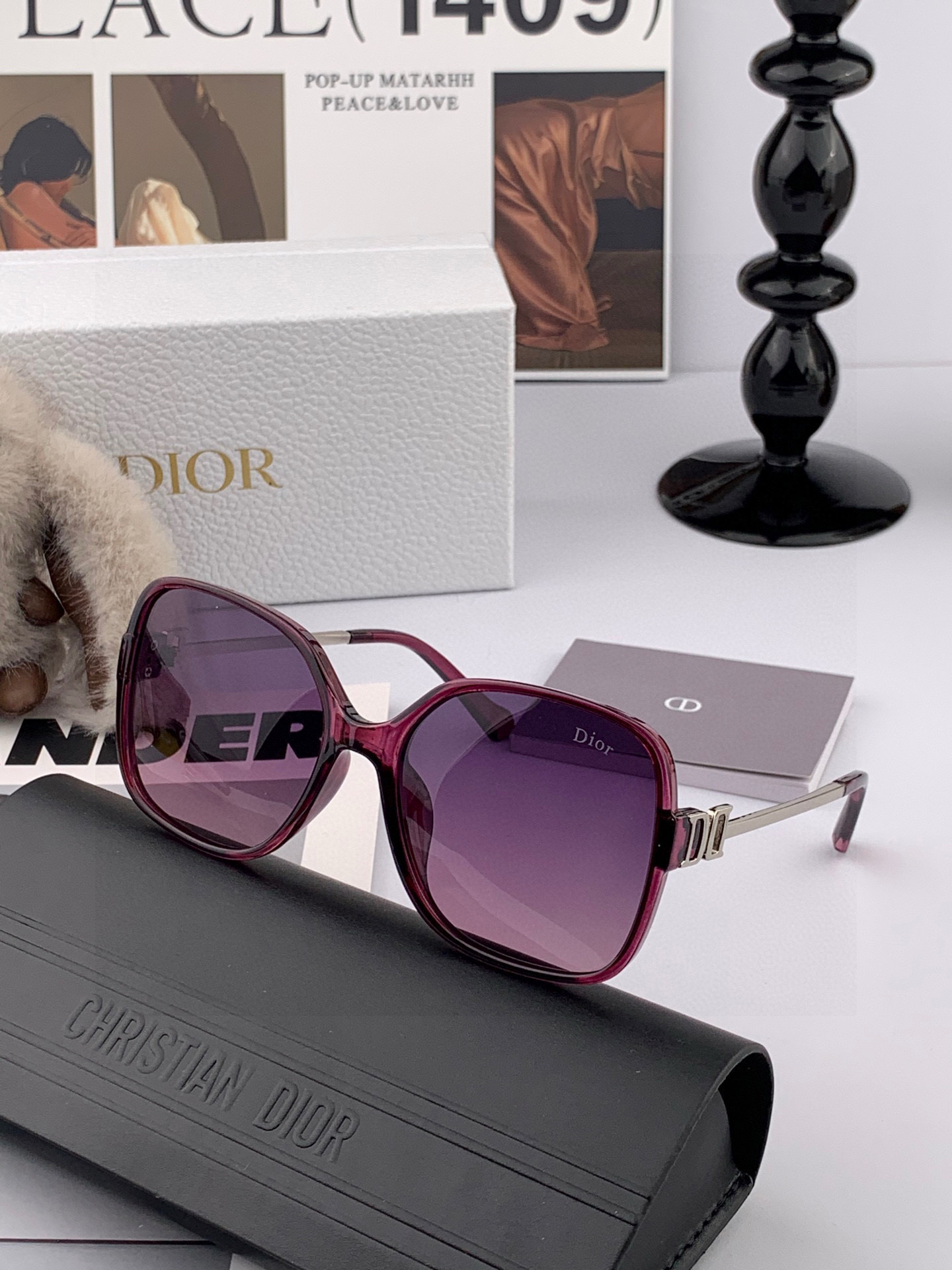 “Dior’s Luminous Sunglasses: Top Luxury Brand, Best-Seller for Stars” - 图片 5