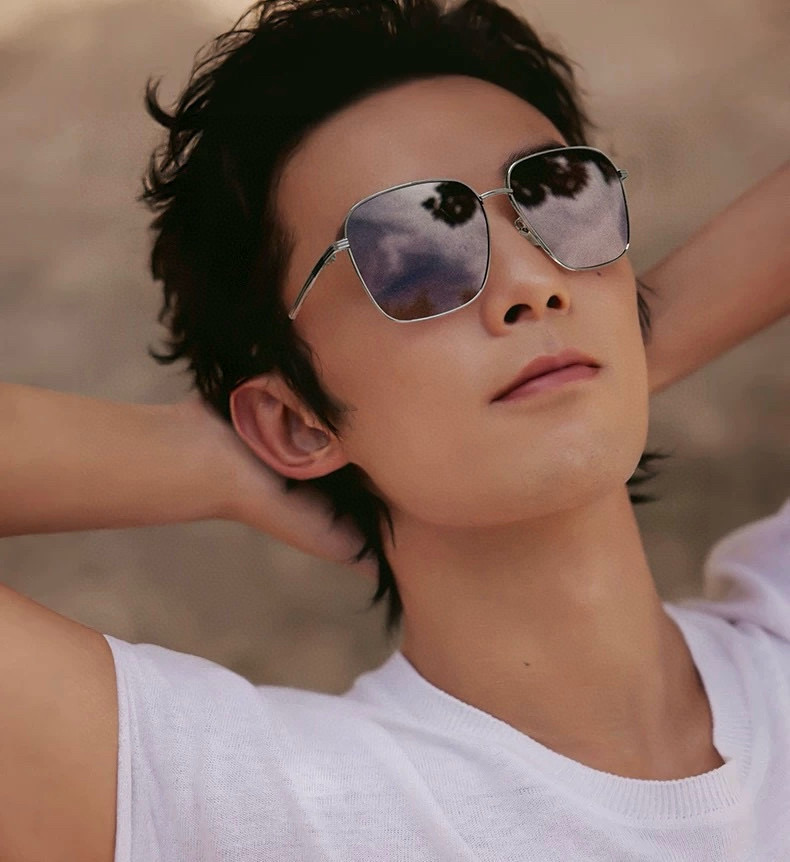 NO:366646,Gucci high-quality men and women's sunglasses imported Polaroid polarized lenses Frog mirrors can be used for driving and fishing. All-match slim sunglasses Korean version of men's pilot large frame driver driving UV sunglasses Model G9236 glasses sunglasses, glasses, gucci19860909Gucci  高品质男女款墨镜 进口宝丽来偏光镜片 蛤蟆镜 开车钓鱼都可 百搭显瘦墨镜韩版男士飞行员大框司机开车防紫外线太阳镜 型号G9236眼镜墨镜太阳镜,眼镜,gucci,glasses