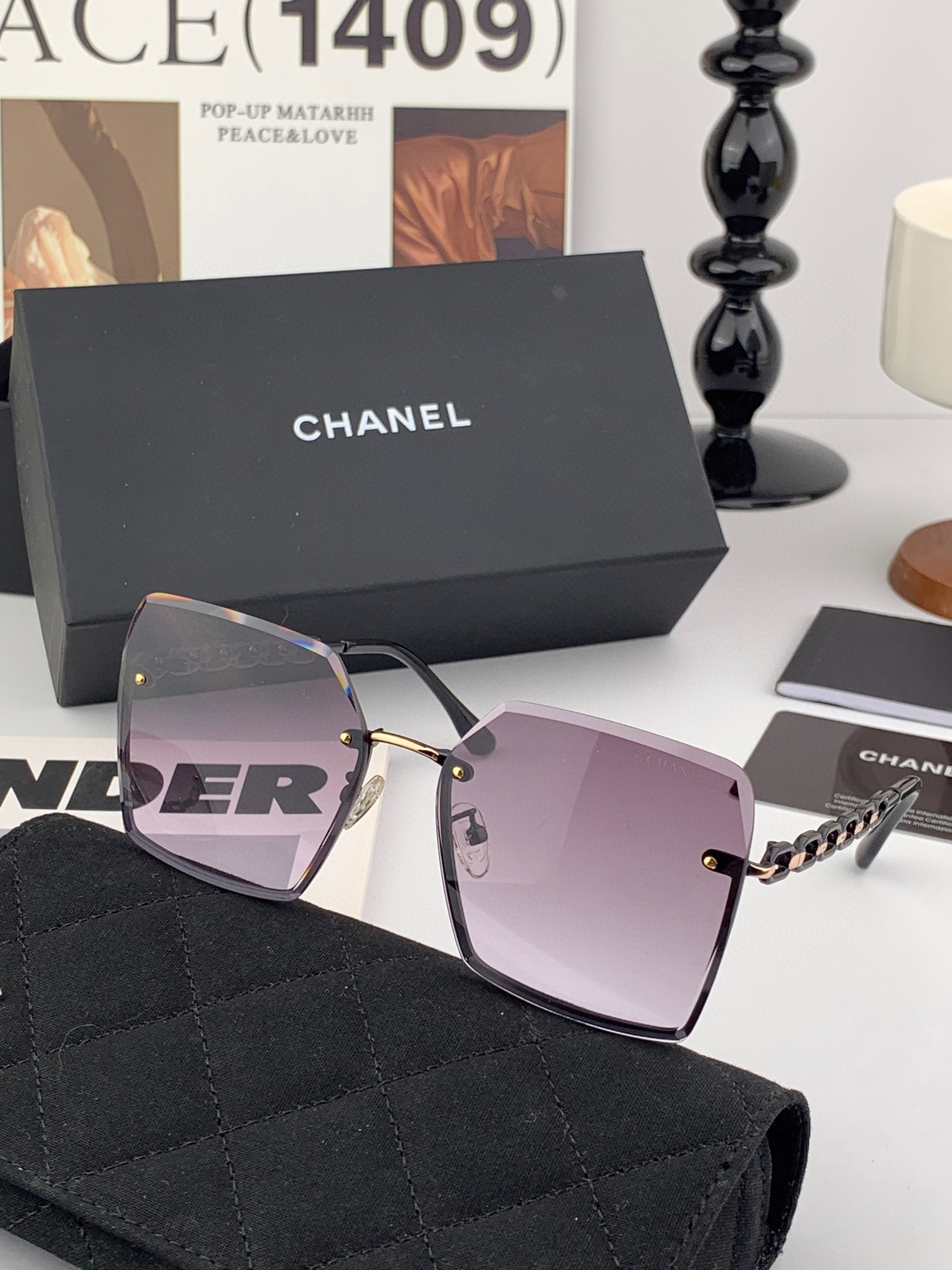 Chanel’s New Nylon Light Glasses: Frameless Diamonds, High Quality, Airy Woman. Model CH0663. - 图片 5