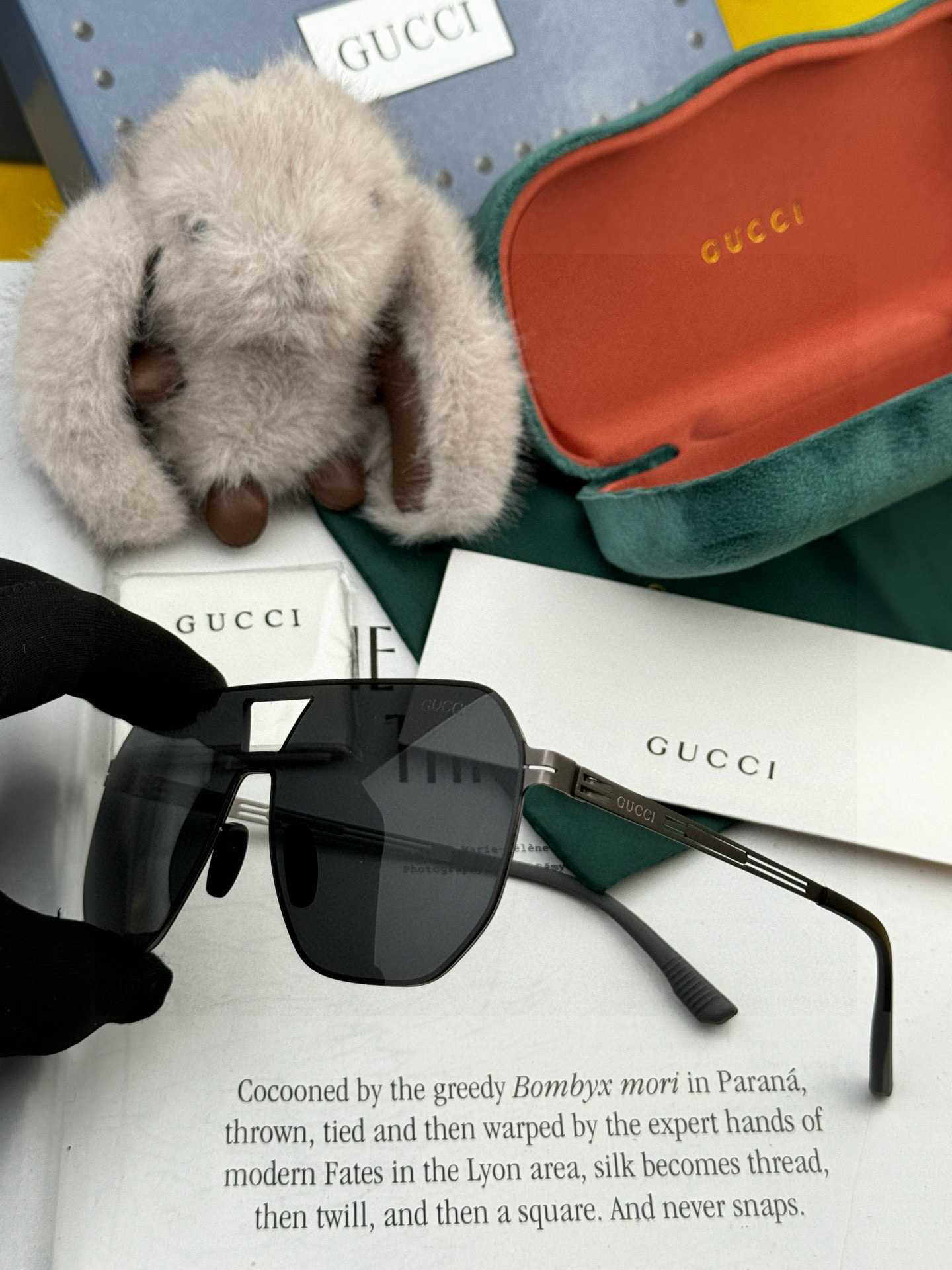 GUCCI 2025 Polygonal Sunglasses: Stylish, Durable, and Lightweight Eyewear - 图片 4