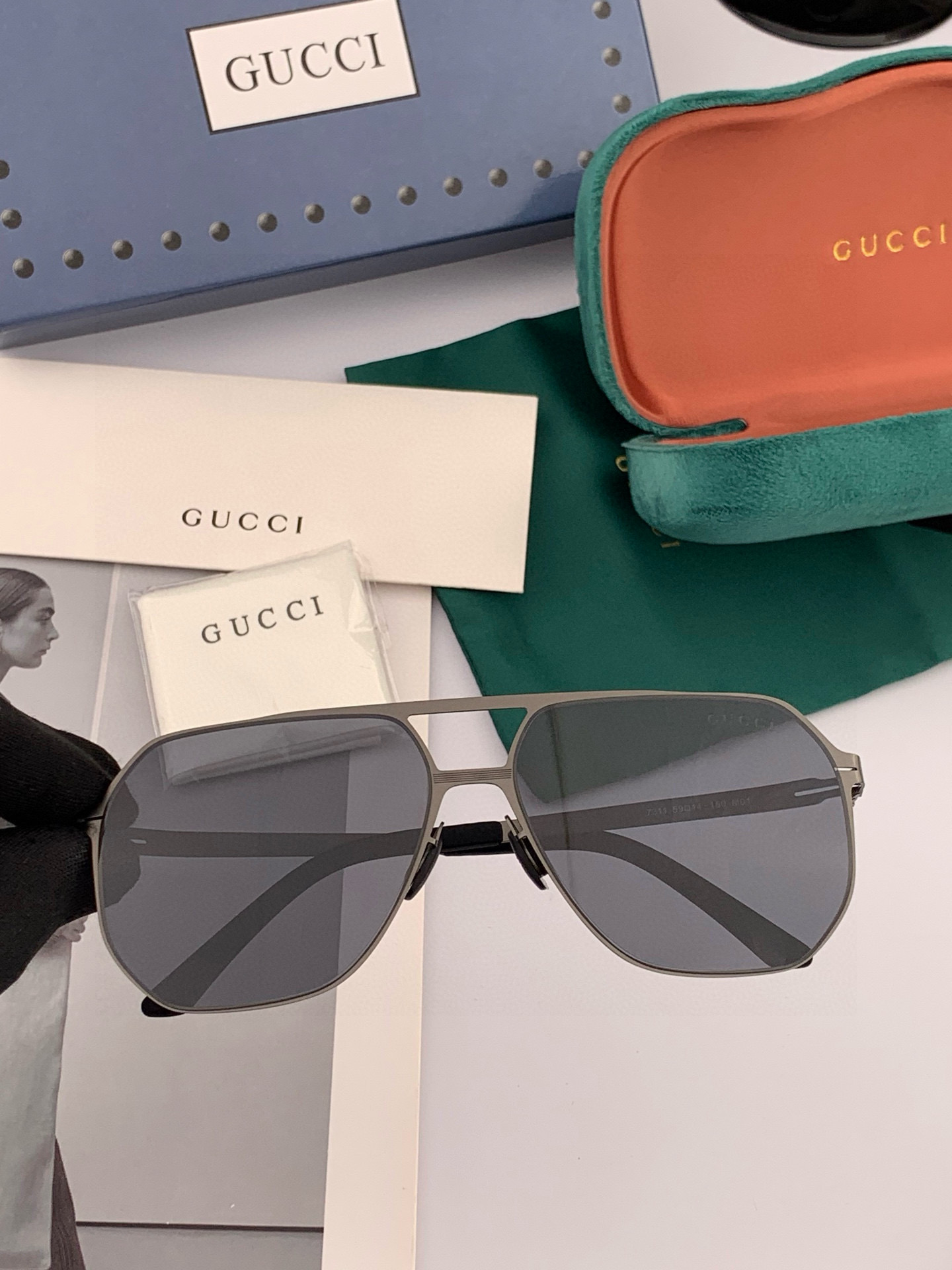 ♦️ GUCCI 2025新款男女情侣款太阳镜多边形墨镜iP电镀永不褪色 超轻超有弹性整幅眼镜无螺丝重要