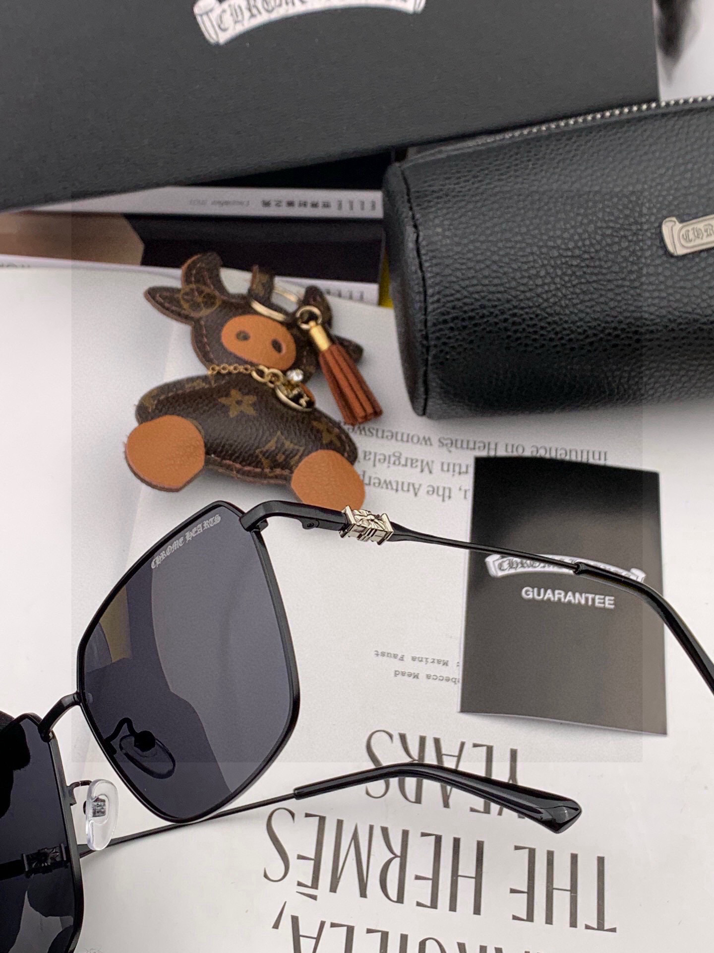  CHROME HEART 克罗心新款太阳眼镜 太阳镜墨镜 风镜设计理念！ KLX91936