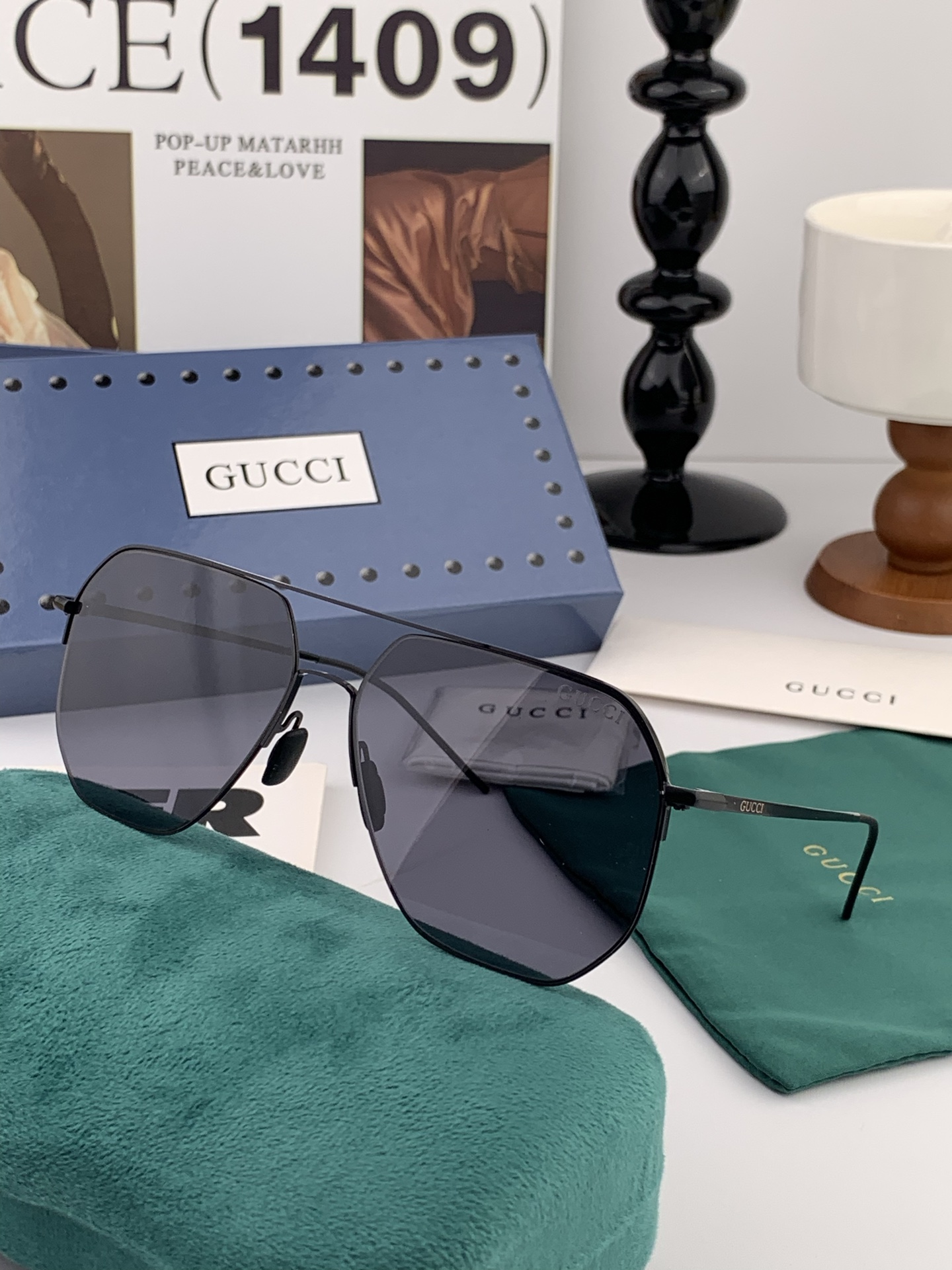        GUCCI 男款炫彩飞行员偏光太阳镜 ❤️材质：高清尼龙加厚卡槽高清偏光镜片 🌹无边框镜架