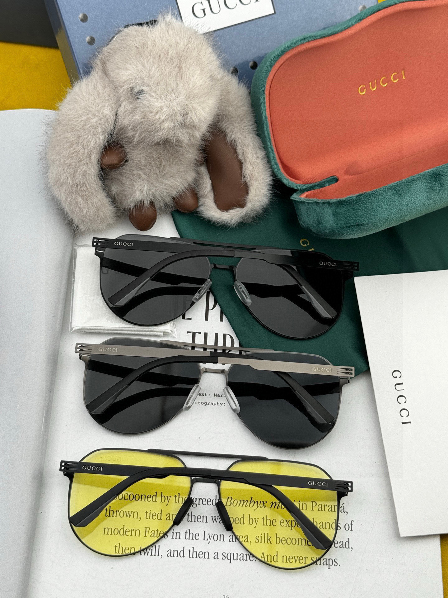       GUCC* 2025 新款男女情侣款太阳iP电镀永不褪色 卖点：超轻超有弹性整幅眼镜无螺丝重