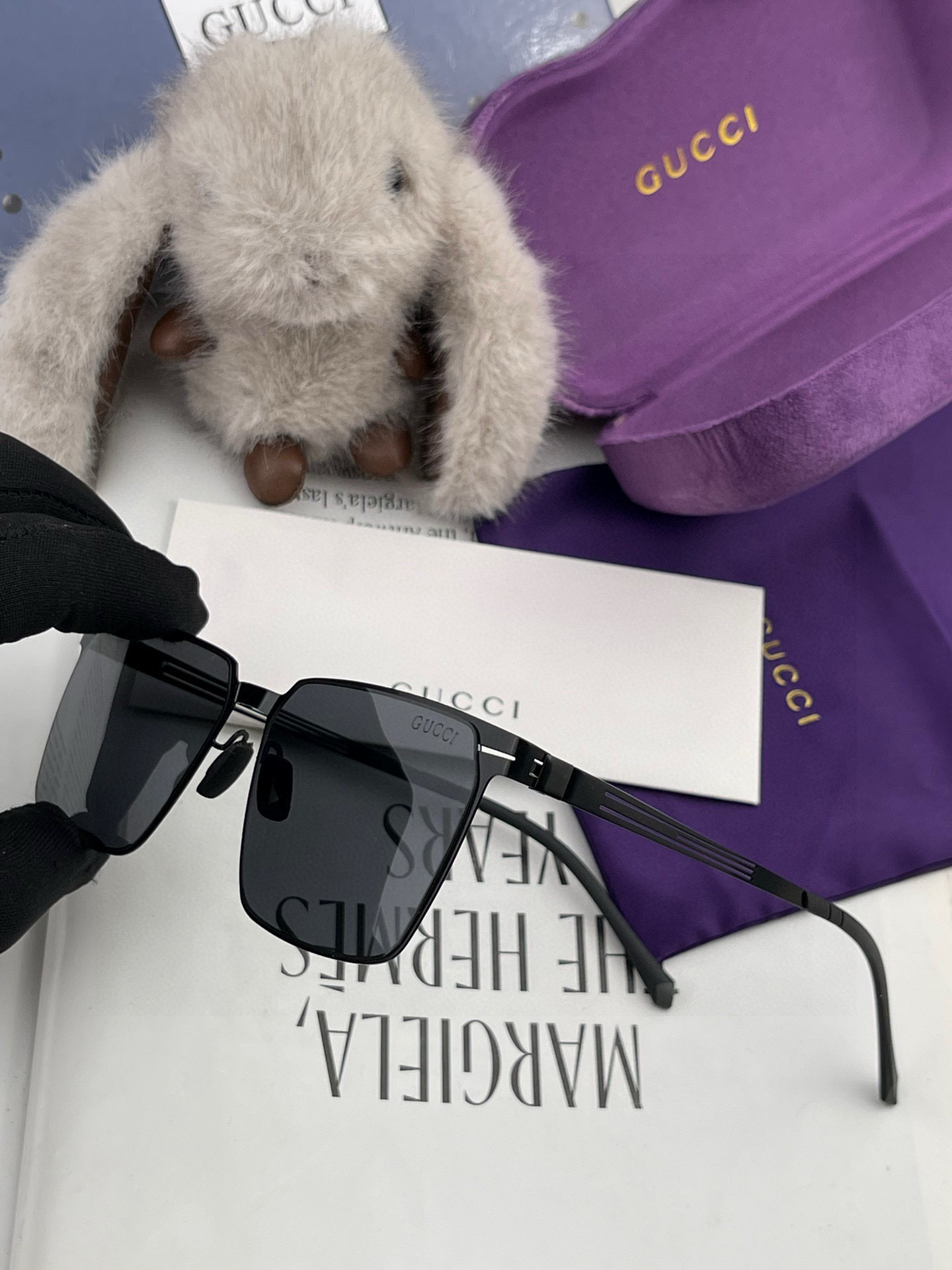 ♦️ GUCCI 2025新款男女情侣款太阳镜多边形墨镜iP电镀永不褪色 超轻超有弹性整幅眼镜无螺丝重要