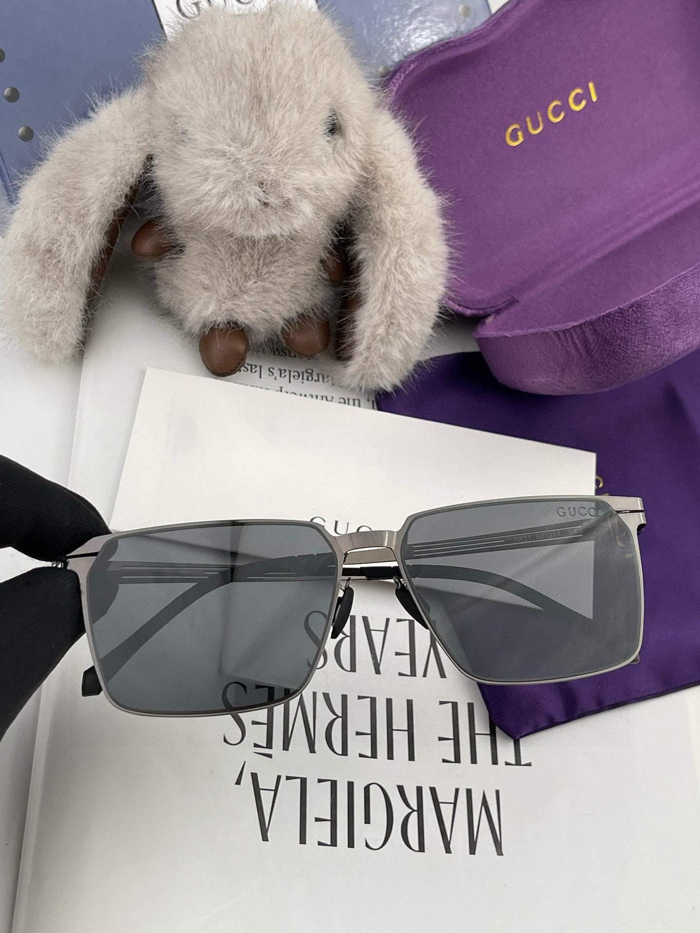 ♦️ GUCCI 2025新款男女情侣款太阳镜多边形墨镜iP电镀永不褪色 超轻超有弹性整幅眼镜无螺丝重要