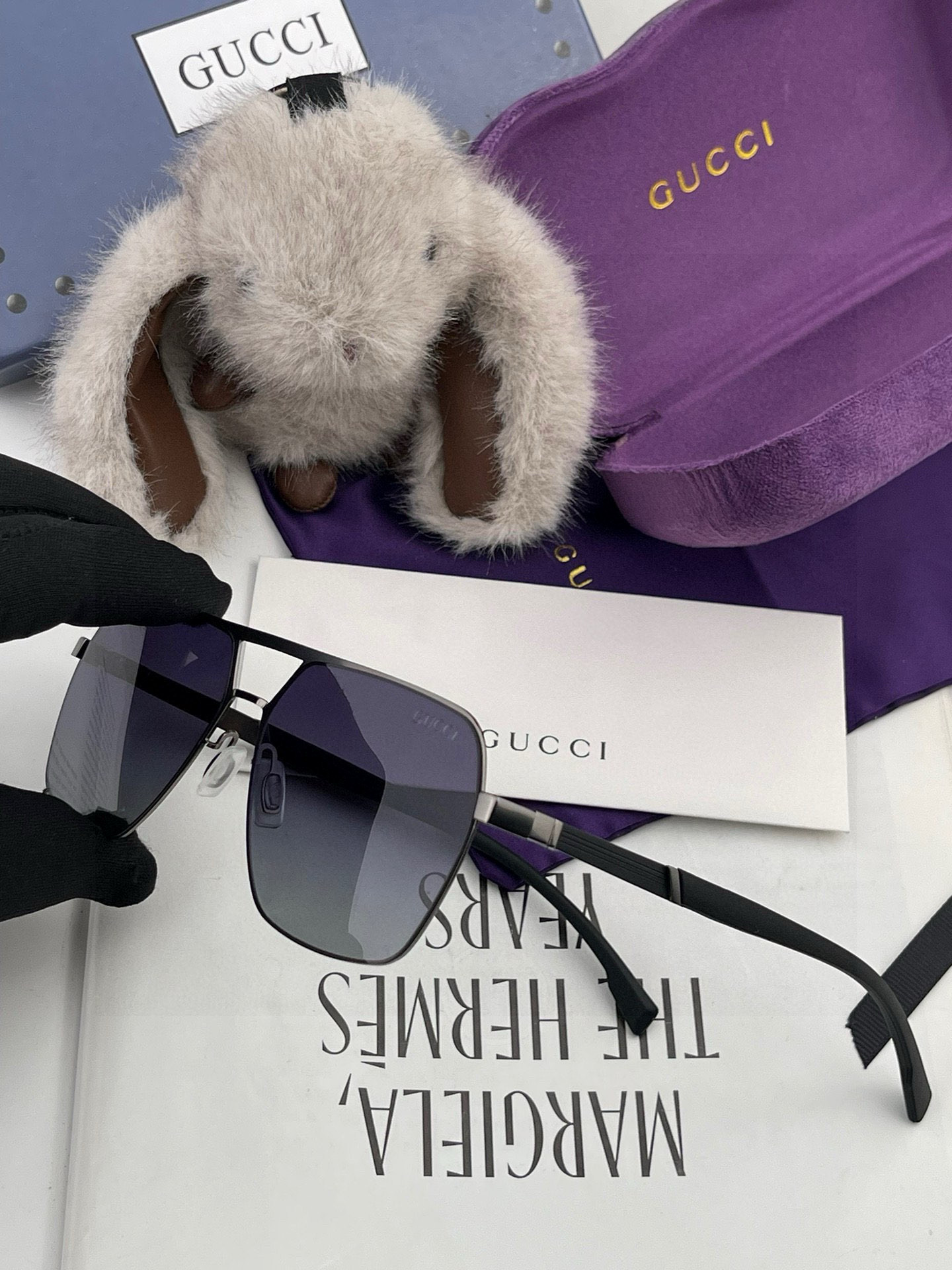         GUCCI 男款炫彩飞行员偏光太阳镜 ❤️材质：高清尼龙加厚卡槽高清偏光镜片 🌹无边框镜