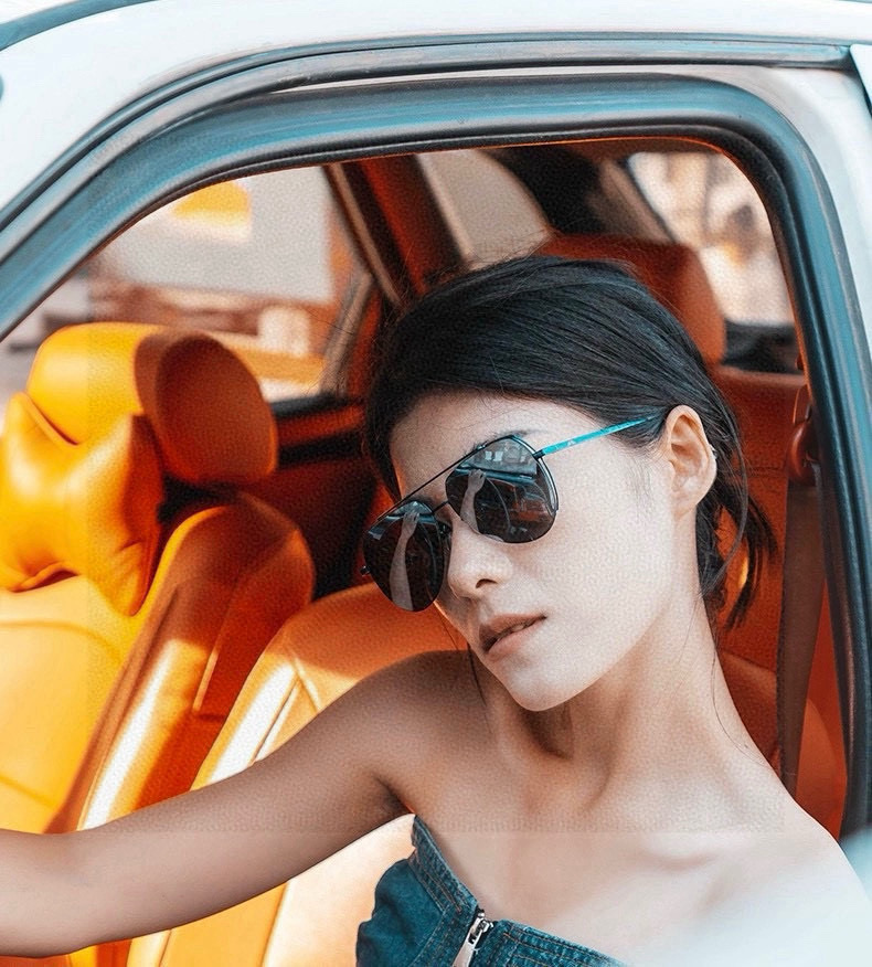        GUCCI 男款炫彩飞行员偏光太阳镜 ❤️材质：高清尼龙加厚卡槽高清偏光镜片 🌹无边框镜架