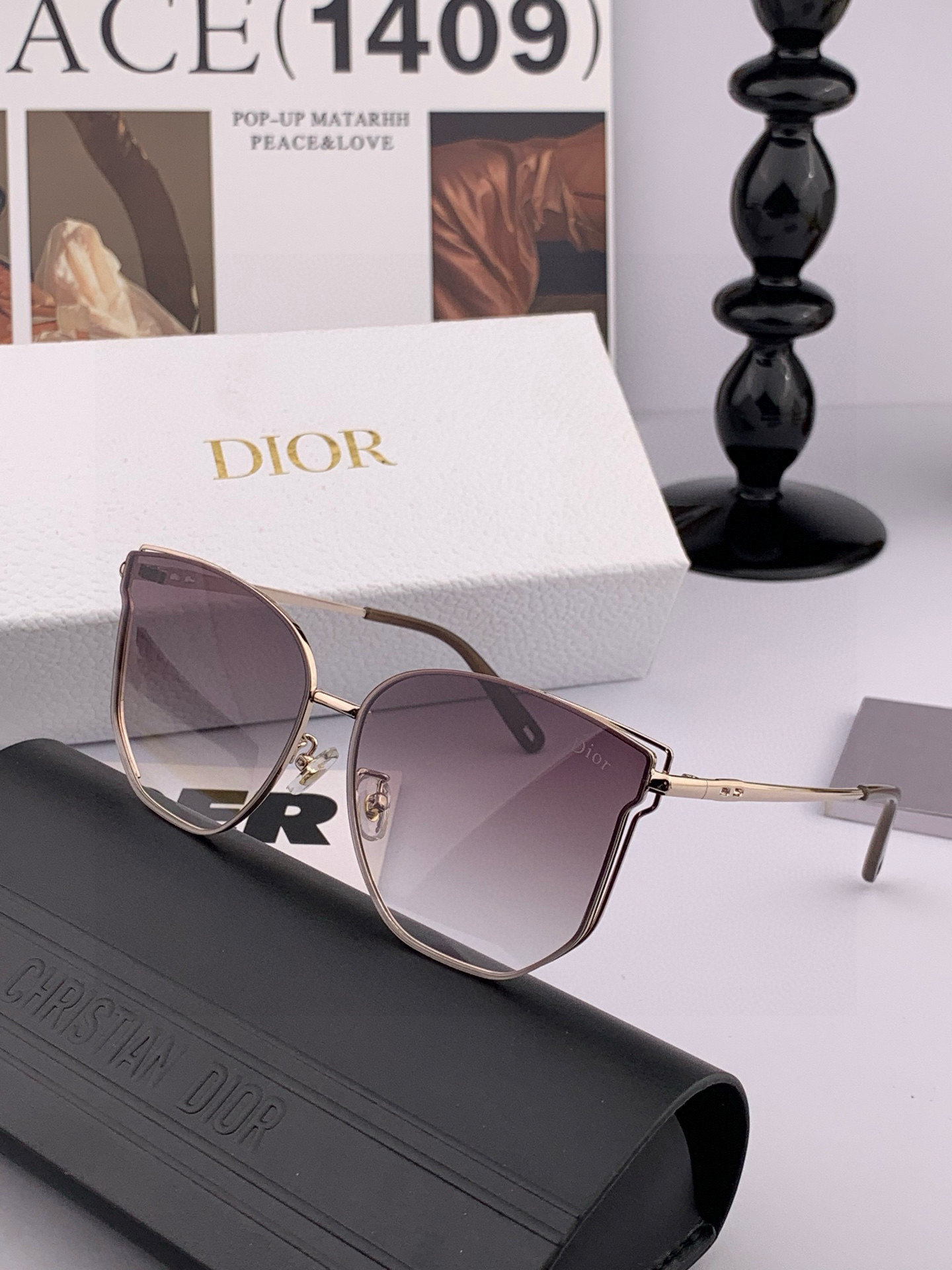 🔺 【DIOR-迪奥】2025开春新款 潮流爆款 时尚方框太阳镜 高品质 佩戴舒适 网红潮款墨镜 型号：