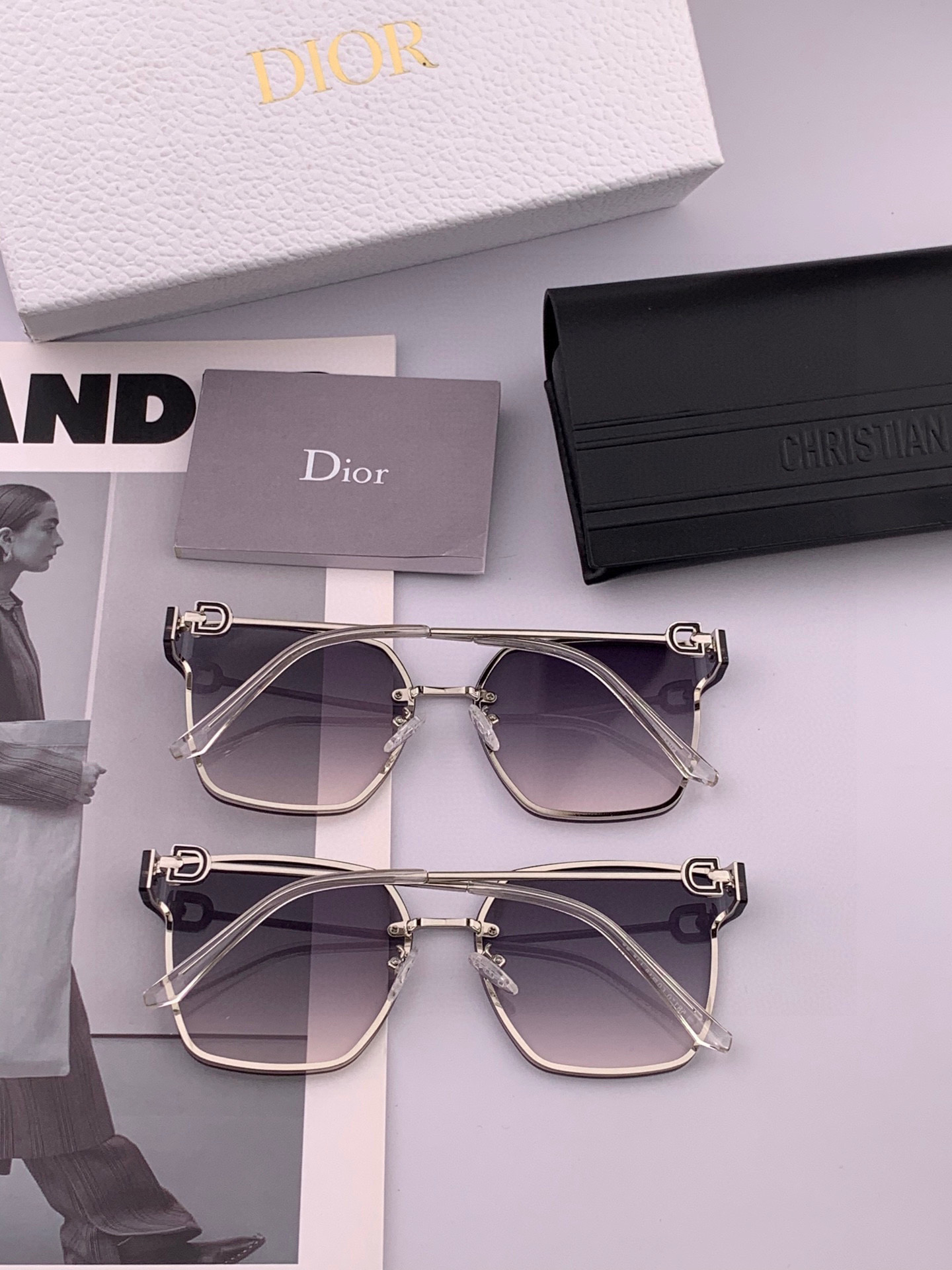   DIOR🌋☔️时尚无框太阳镜镜片 顶级奢侈品强 高品质胜利亲亲🍦🍨 得意 气质非凡😄 🍫🍪女士开车墨