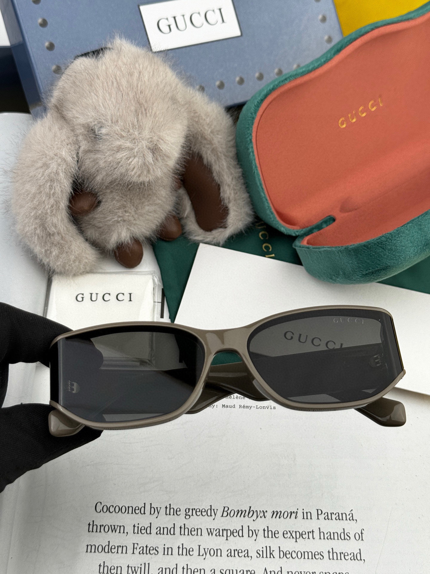 🔺 【GUCCI】2025开春新款 潮流爆款 时尚方框偏光太阳镜 高品质 佩戴舒适 网红潮款墨镜 女士高