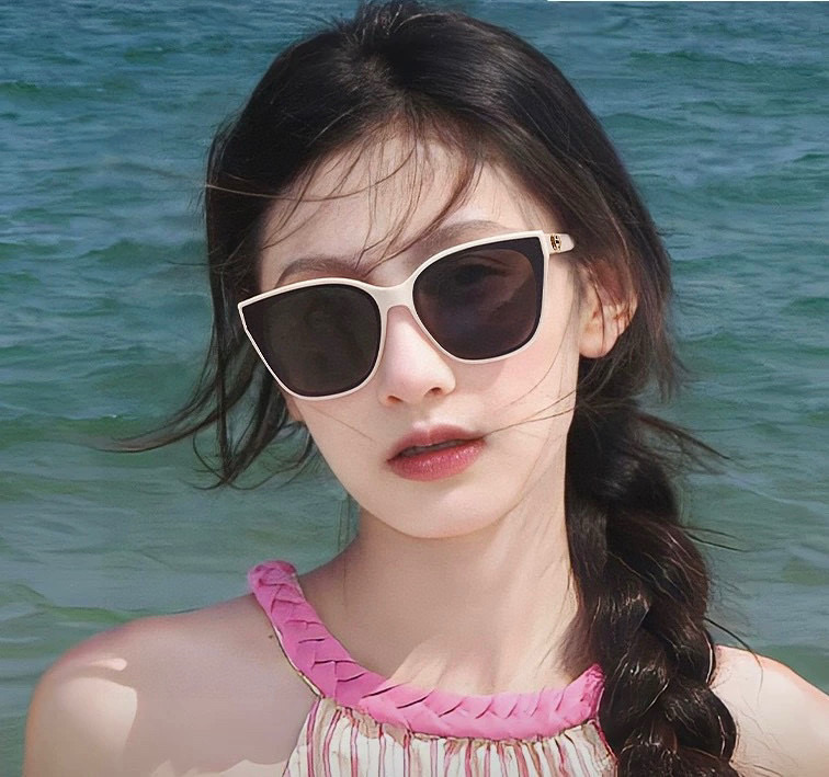   【DIOR】2025新款潮流爆款 时尚方框太阳镜 佩戴舒适 网红潮款墨镜  女士高清加厚偏光太阳镜🕶