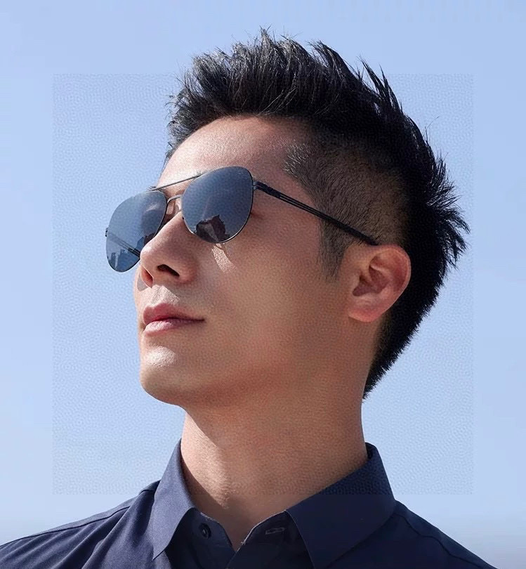 NO:367630,LV 2025 new couples sunglasses polygonal sunglasses ip electroplating will never fade. Ultra-light and elastic whole glasses without screws. The important thing is that they cannot be damaged. High-definition nylon lenses and exquisite craftsmanship. Original materials. A casual and elegant sunglasses that are not picked. It is super big brand when worn. It looks particularly good. Must-have in summer. Model L233 glasses sunglasses, glasses, louis vuitton19860909LV 2025新款男女情侣款太阳镜多边形墨镜ip电镀永不褪色 超轻超有弹性整幅眼镜无螺丝重要的是压不坏 高清尼龙镜片、精湛的工艺 原版材料 休闲大气不挑人的一款太阳镜 戴出去超级大牌 特别好看 夏天必备 型号L233眼镜墨镜太阳镜,眼镜,louis vuitton,glasses