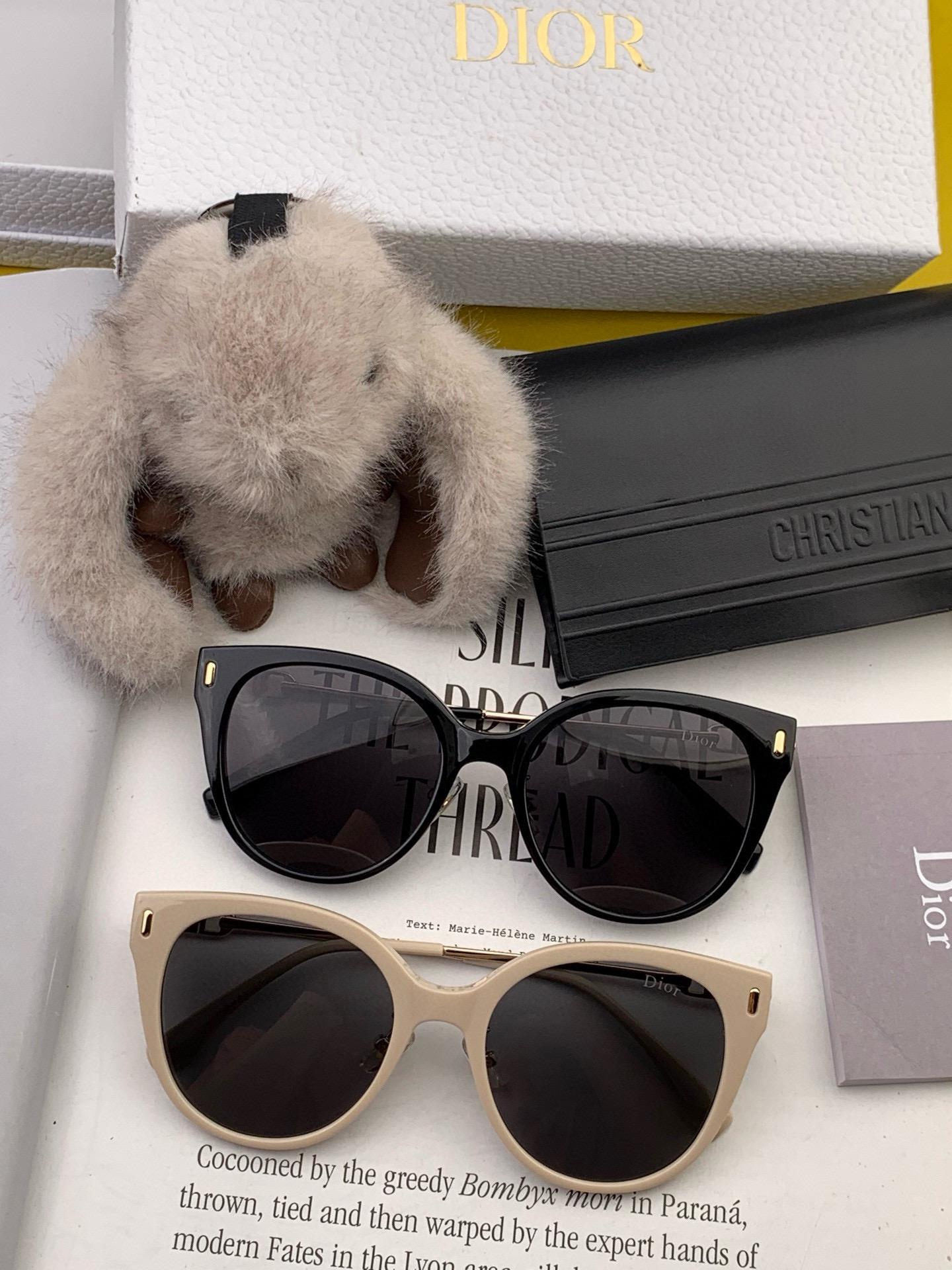   【DIOR】2025新款潮流爆款 时尚方框太阳镜 佩戴舒适 网红潮款墨镜  女士高清加厚偏光太阳镜🕶